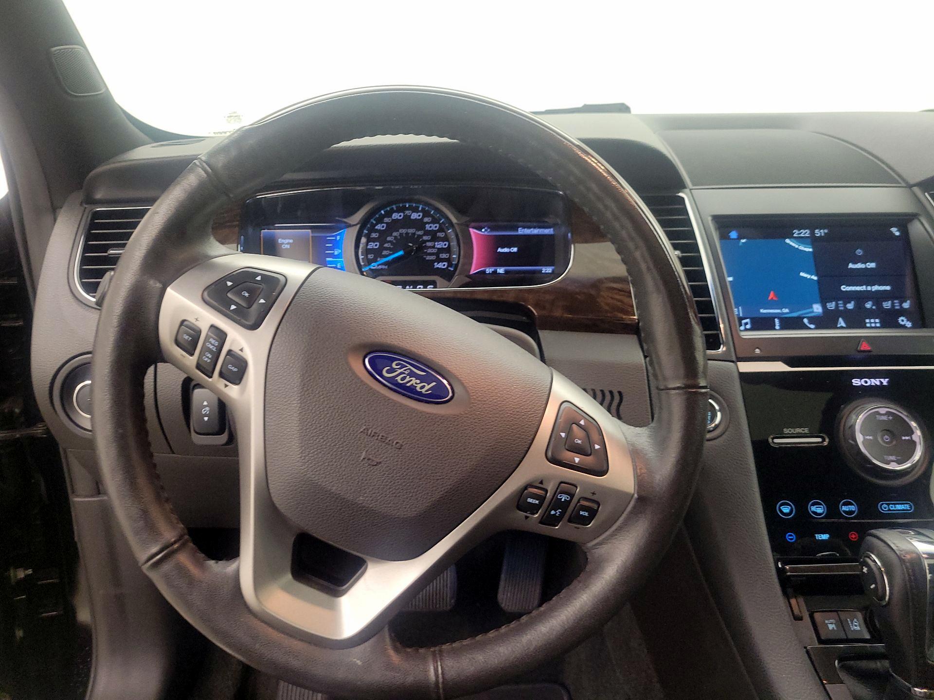 Thumbnail: 2016 Ford Taurus - 10