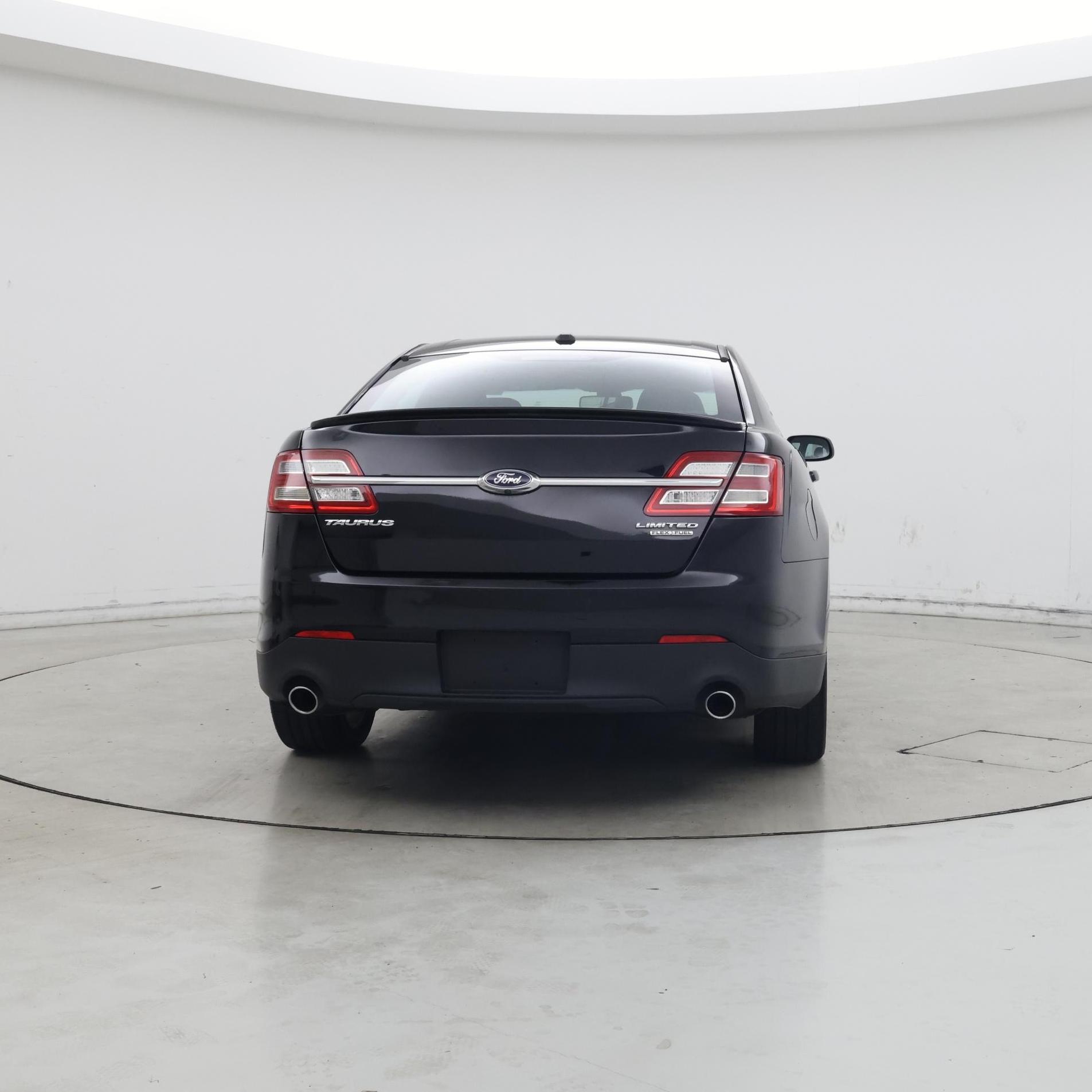 Thumbnail: 2016 Ford Taurus - 6