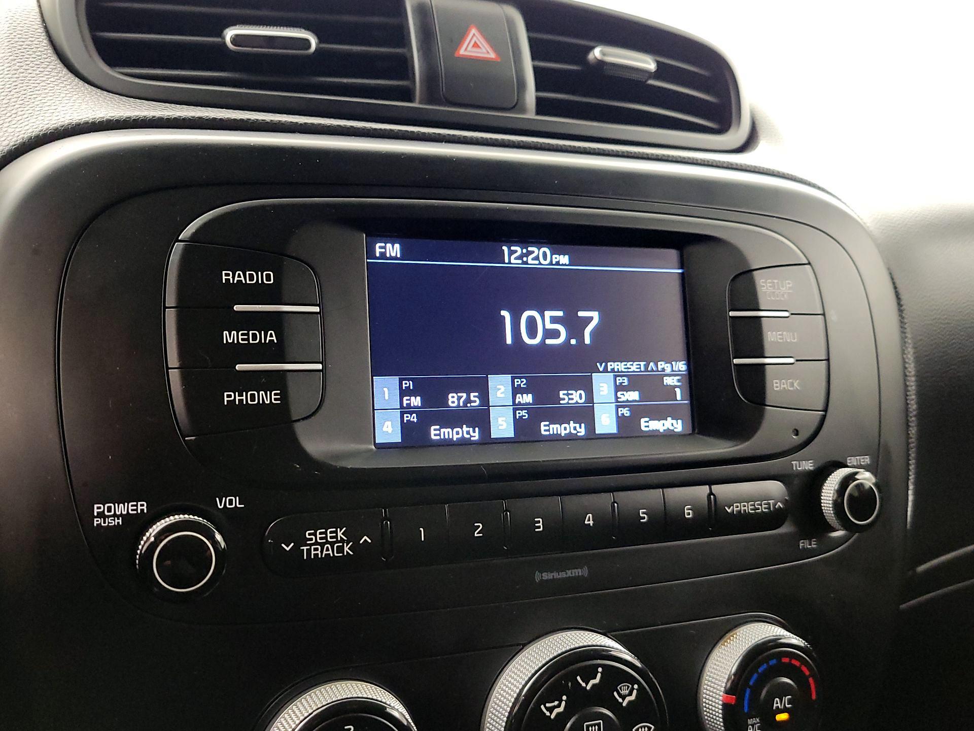 Thumbnail: 2017 Kia Soul - 14