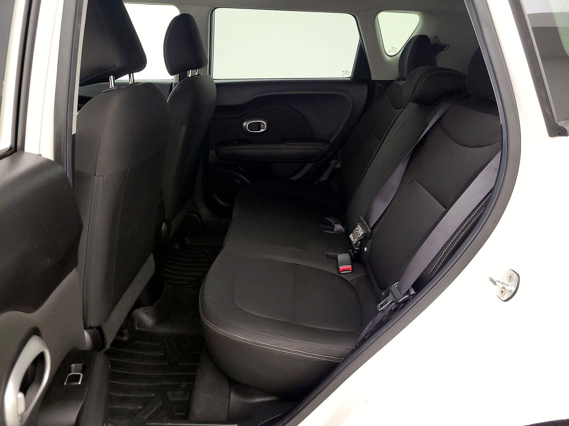 Thumbnail: 2017 Kia Soul - 18