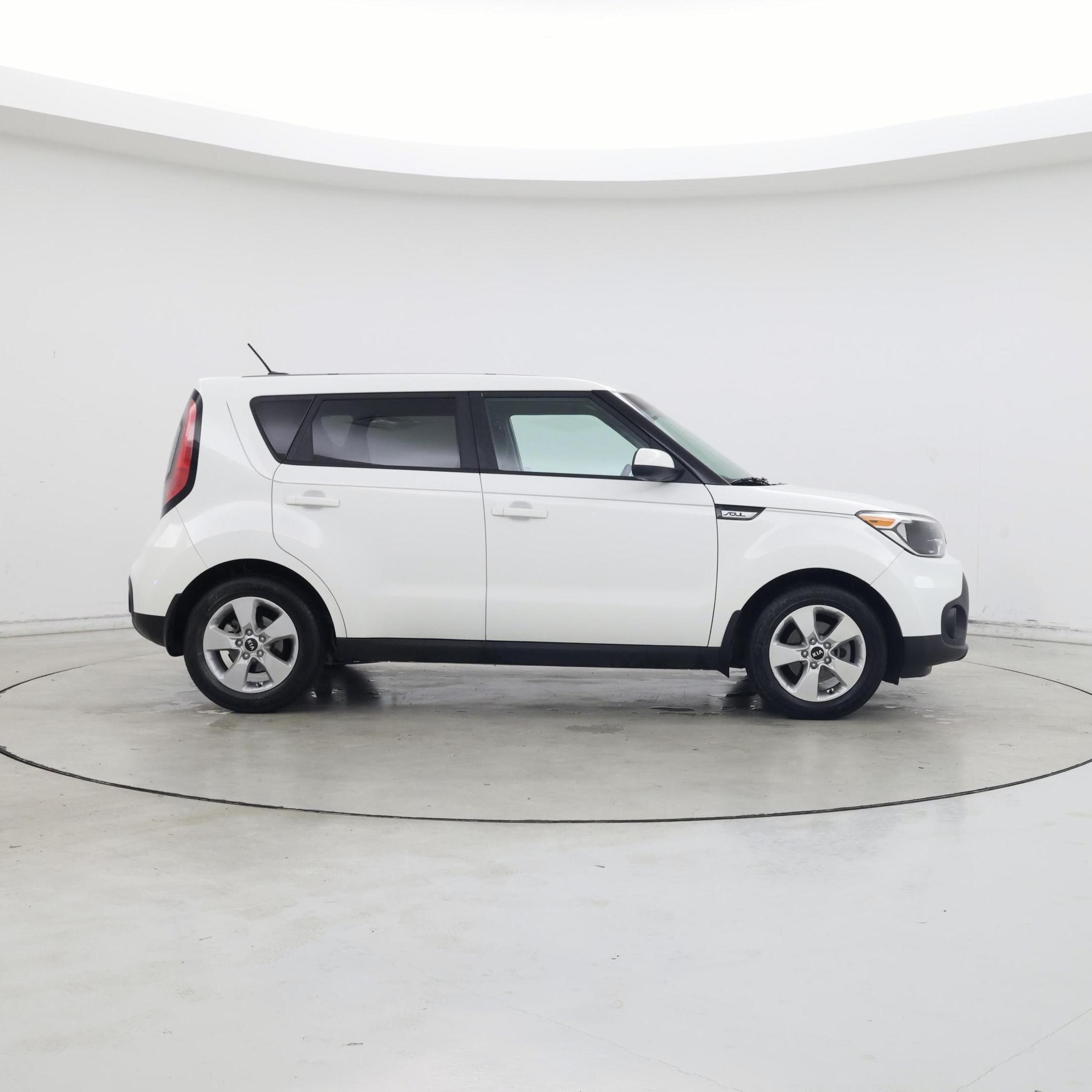 Thumbnail: 2017 Kia Soul - 7