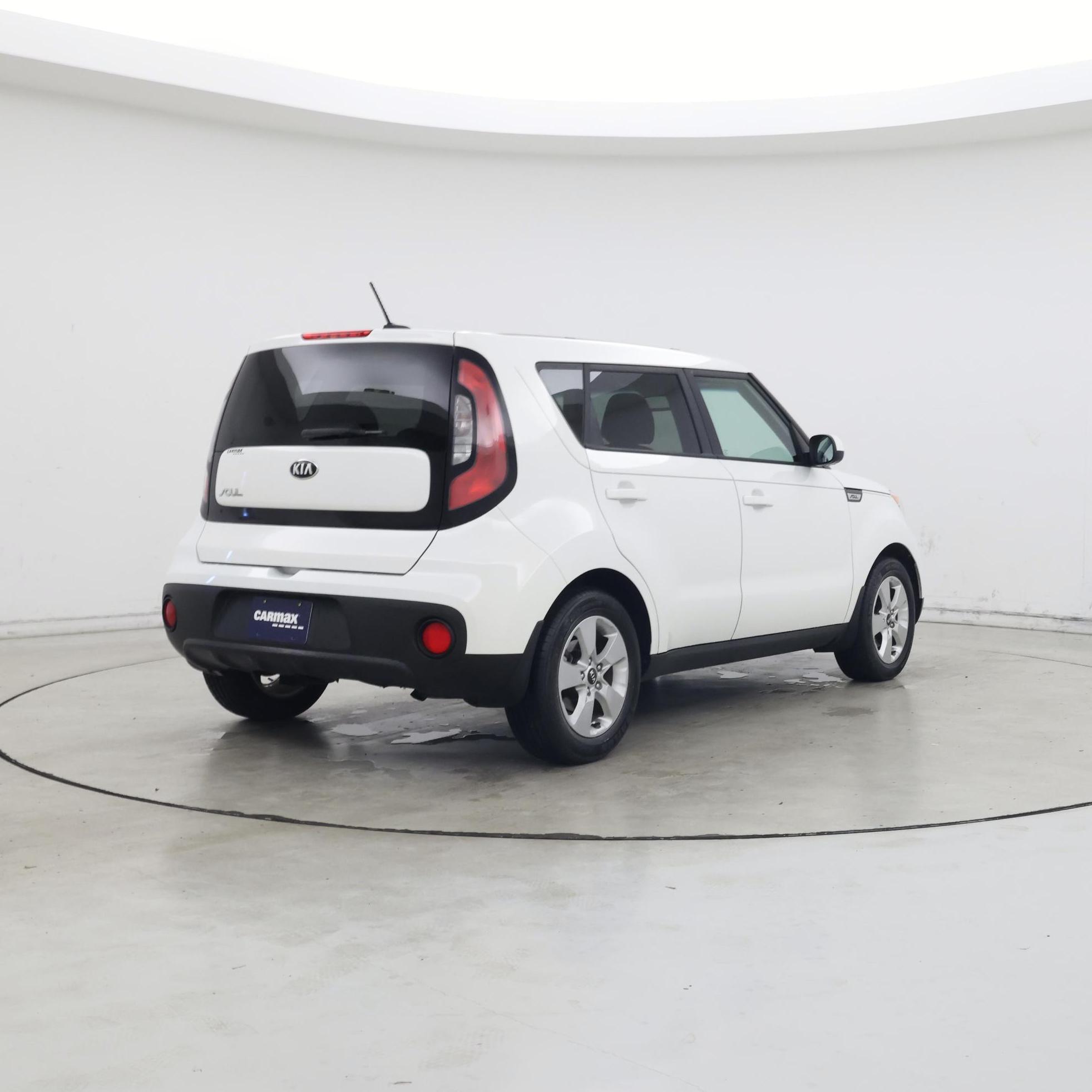 Thumbnail: 2017 Kia Soul - 8