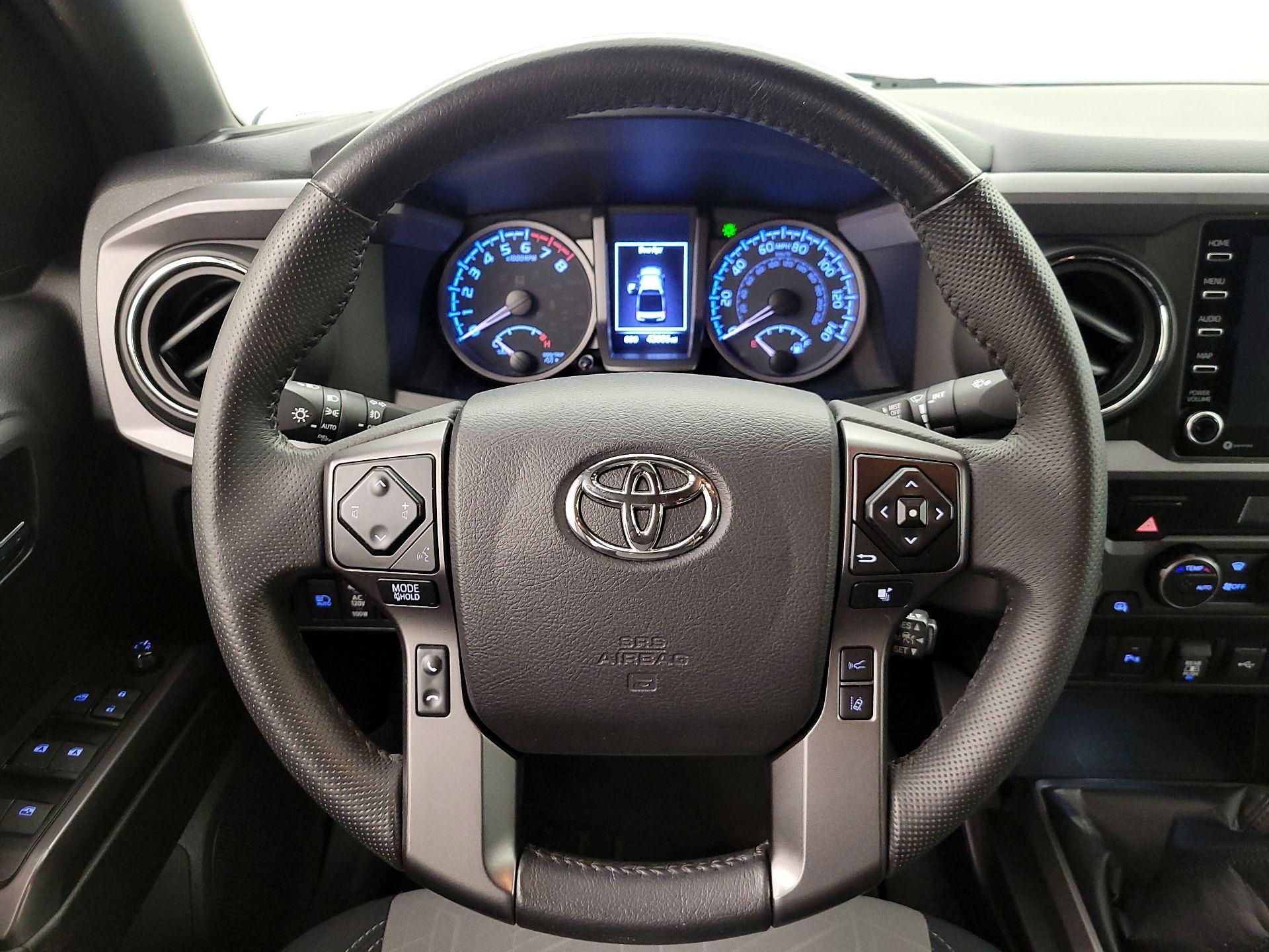 Thumbnail: 2021 Toyota Tacoma - 10