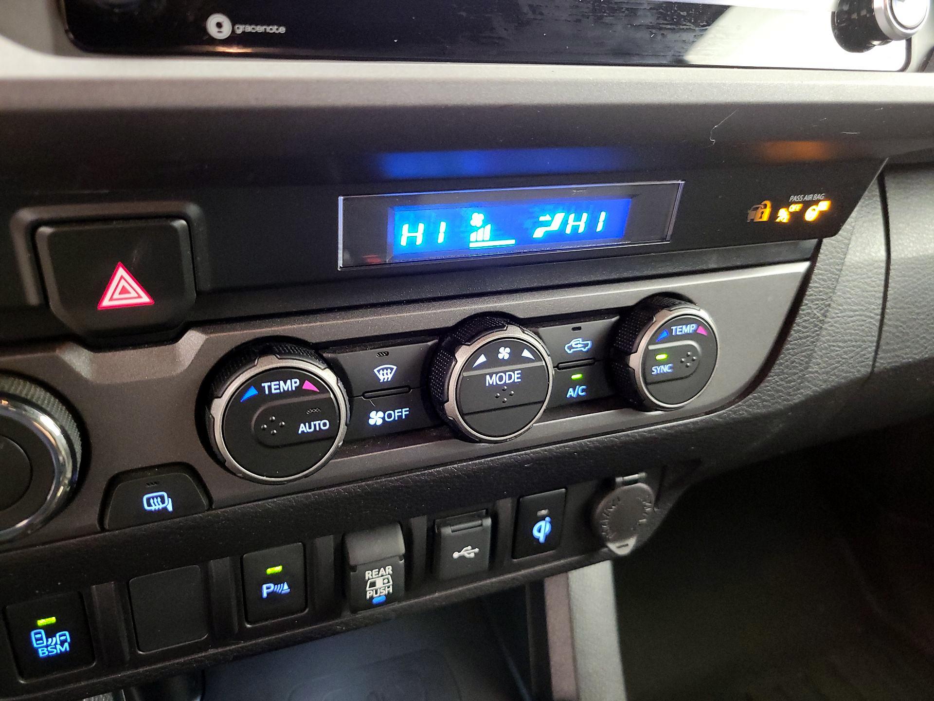 Thumbnail: 2021 Toyota Tacoma - 17