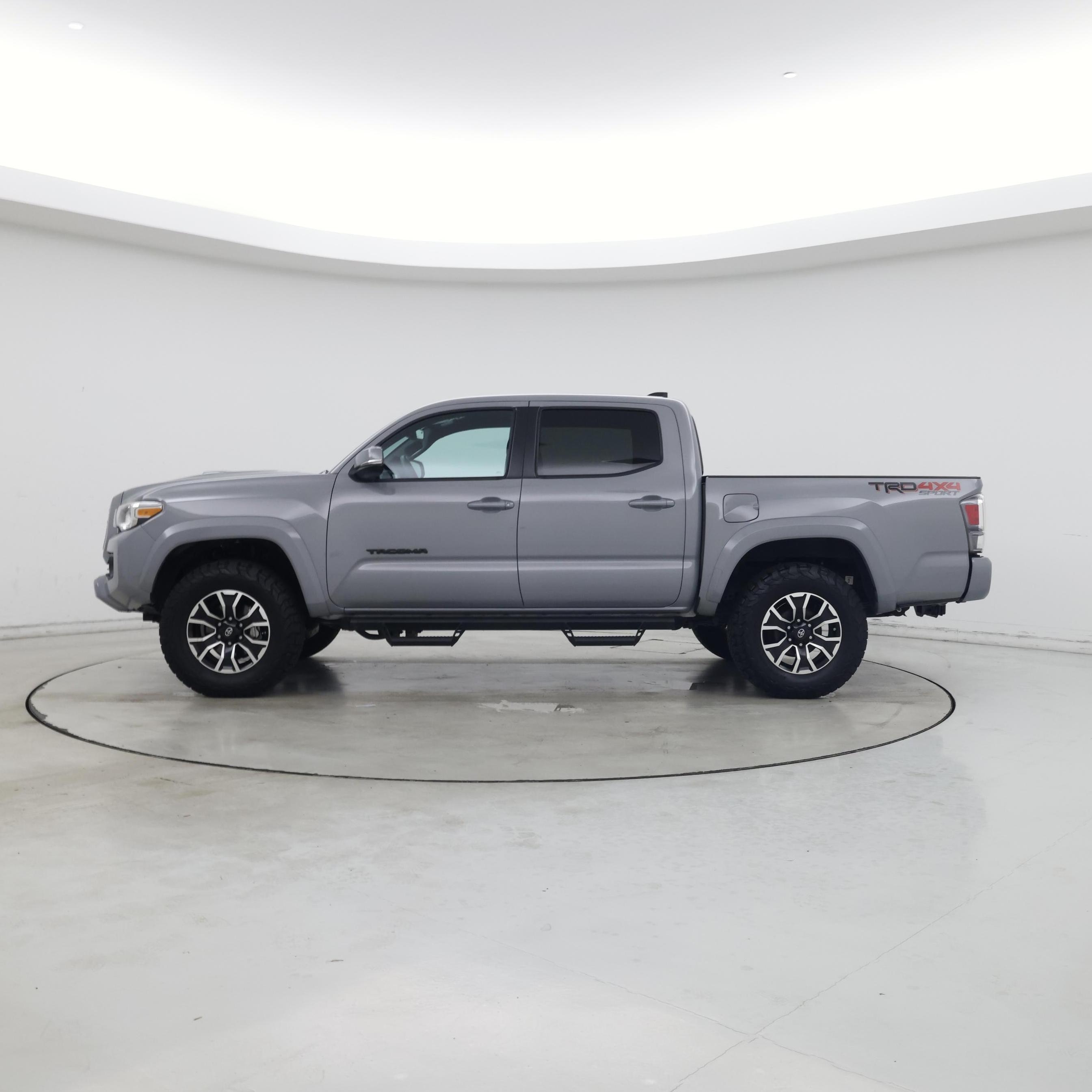 Thumbnail: 2021 Toyota Tacoma - 3