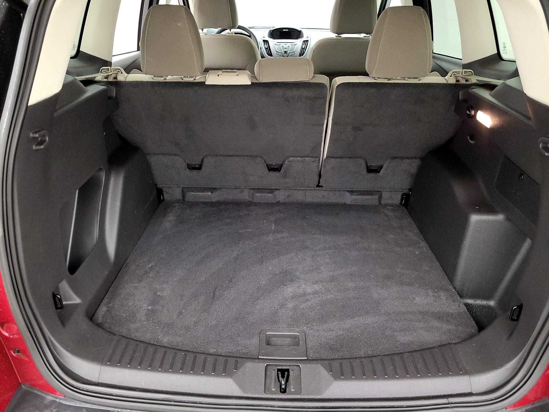 Thumbnail: 2015 Ford Escape - 20