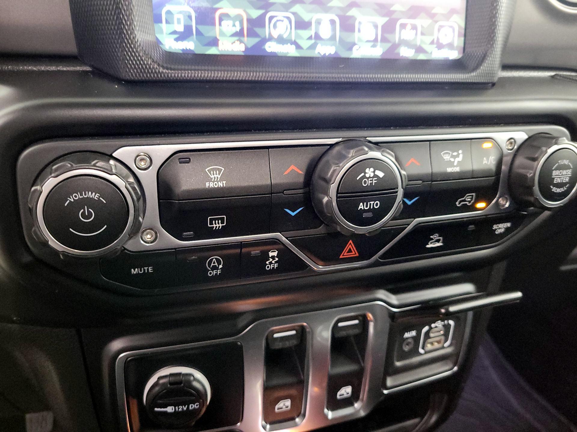 Thumbnail: 2021 Jeep Wrangler - 15