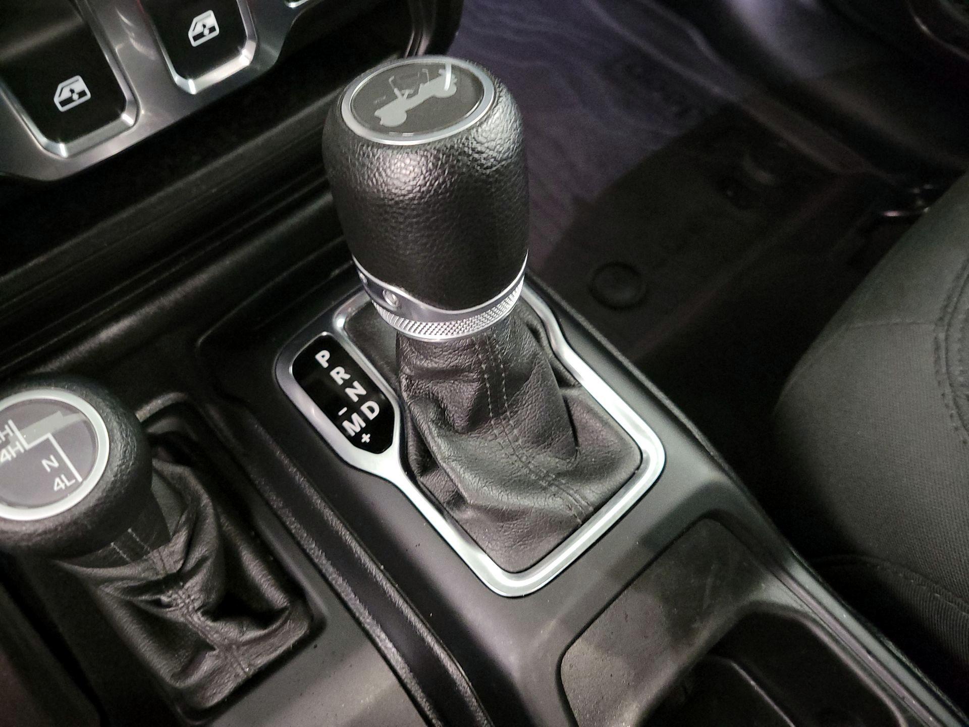 Thumbnail: 2021 Jeep Wrangler - 16
