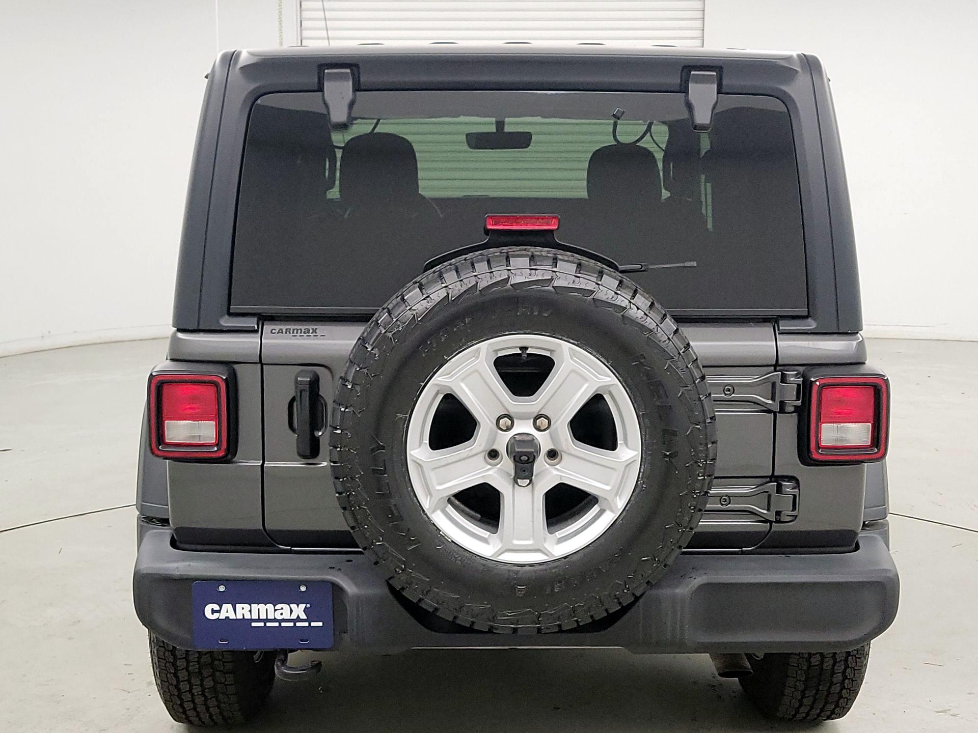 Thumbnail: 2021 Jeep Wrangler - 6