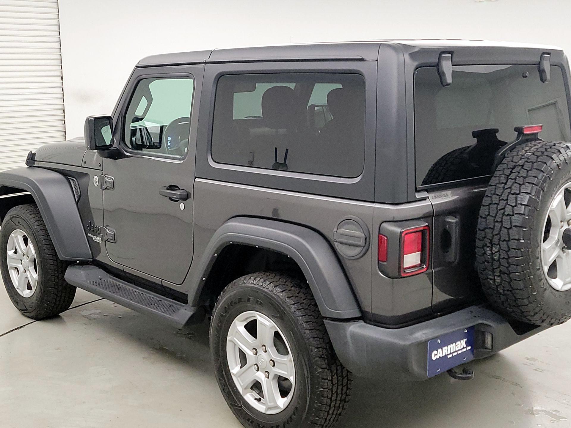 Thumbnail: 2021 Jeep Wrangler - 7