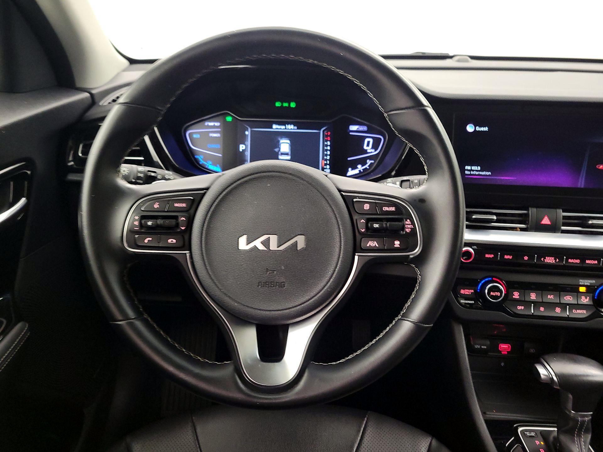 Thumbnail: 2022 Kia Niro - 10