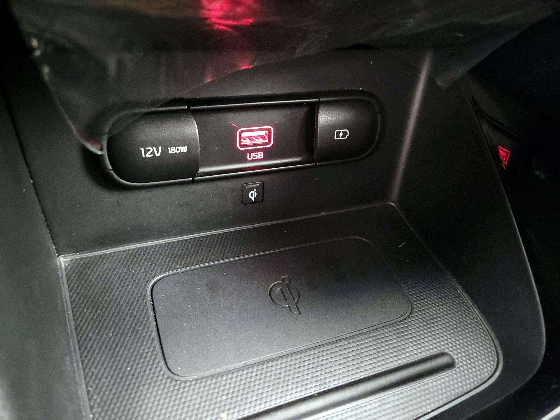 Thumbnail: 2022 Kia Niro - 19