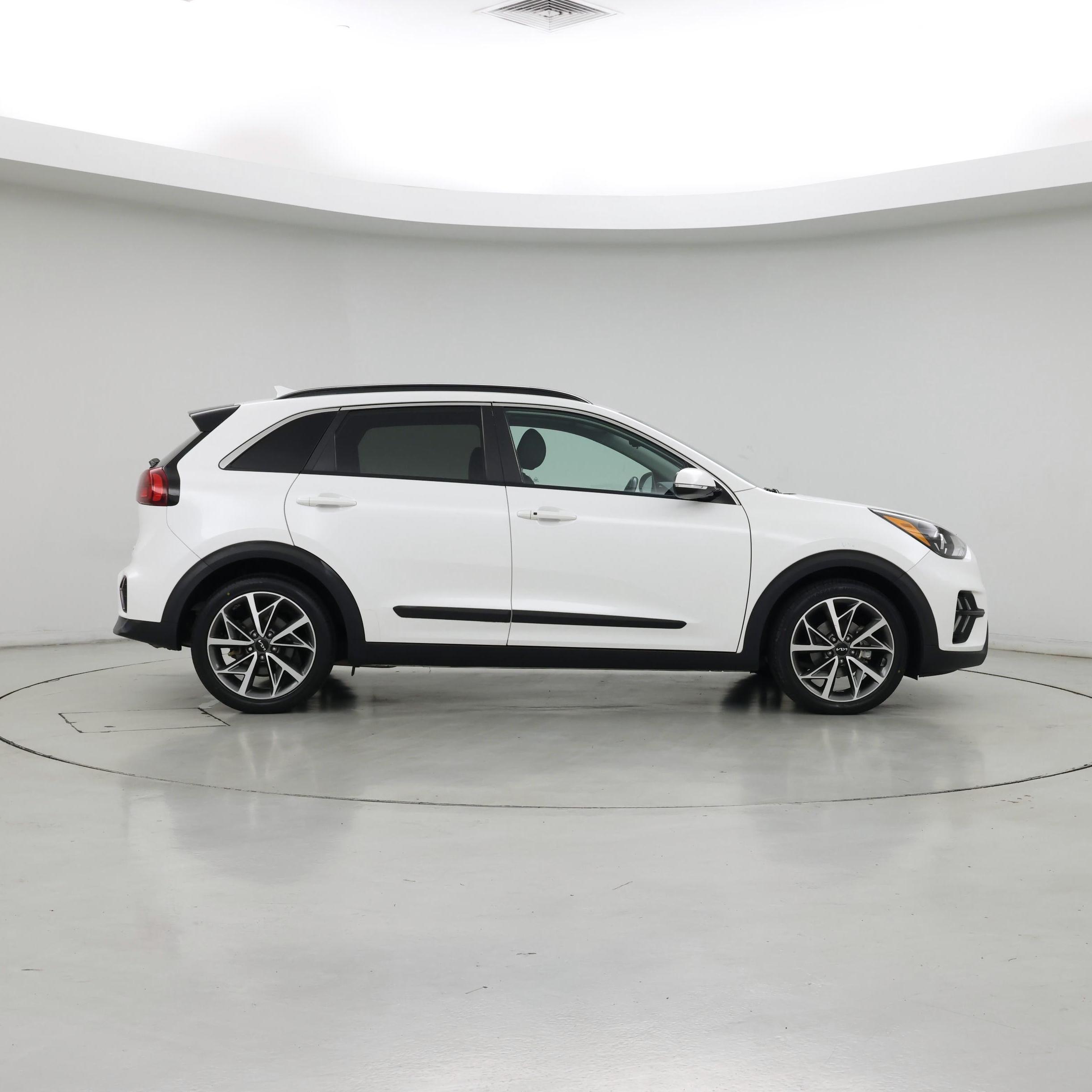 Thumbnail: 2022 Kia Niro - 7