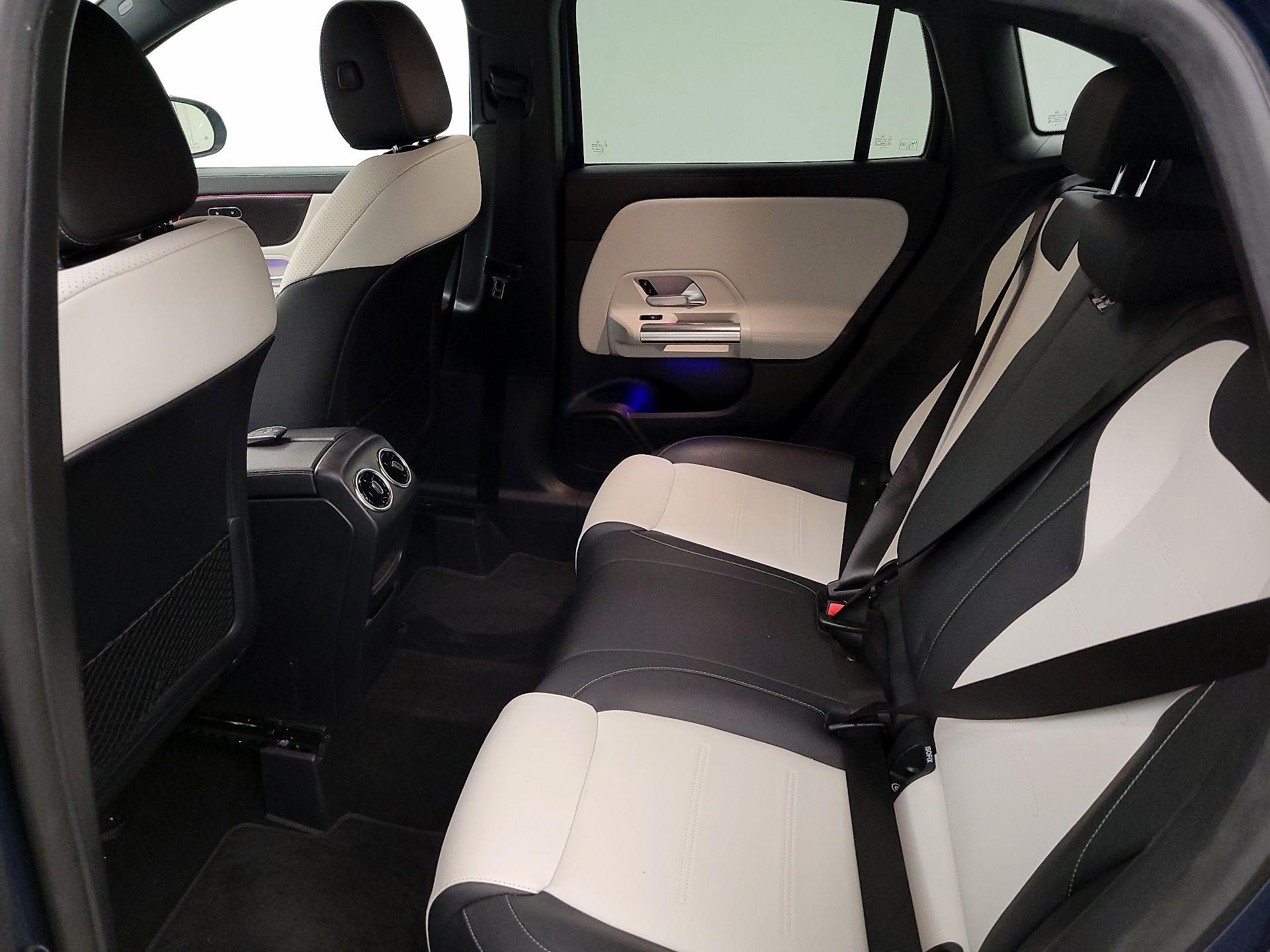 Thumbnail: 2022 Mercedes-Benz GLA - 18