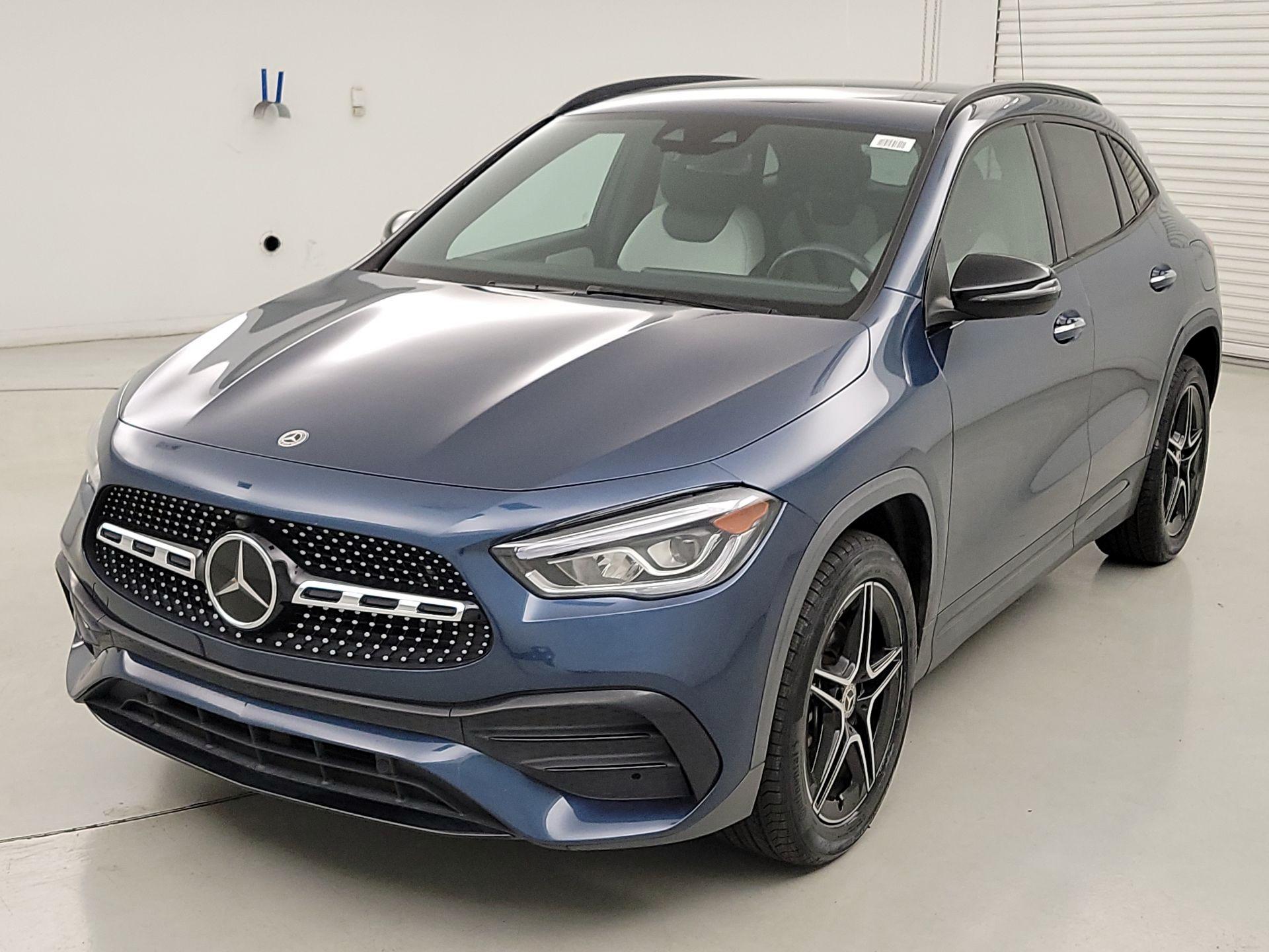 Thumbnail: 2022 Mercedes-Benz GLA - 3