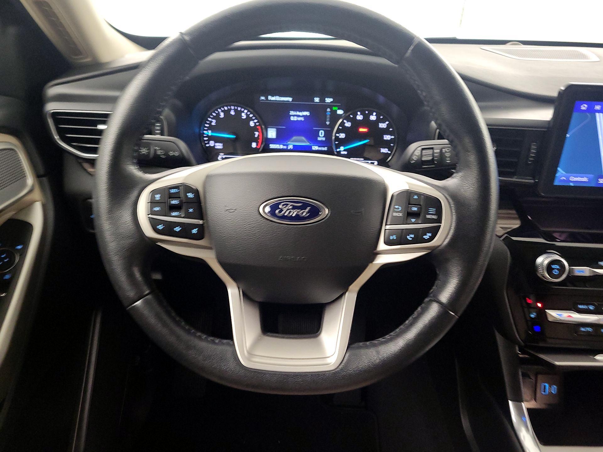 Thumbnail: 2022 Ford Explorer - 10