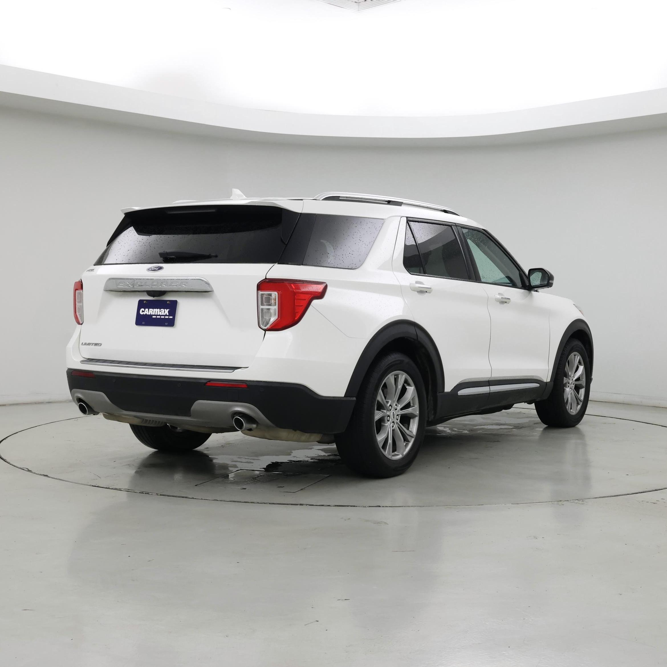 Thumbnail: 2022 Ford Explorer - 8