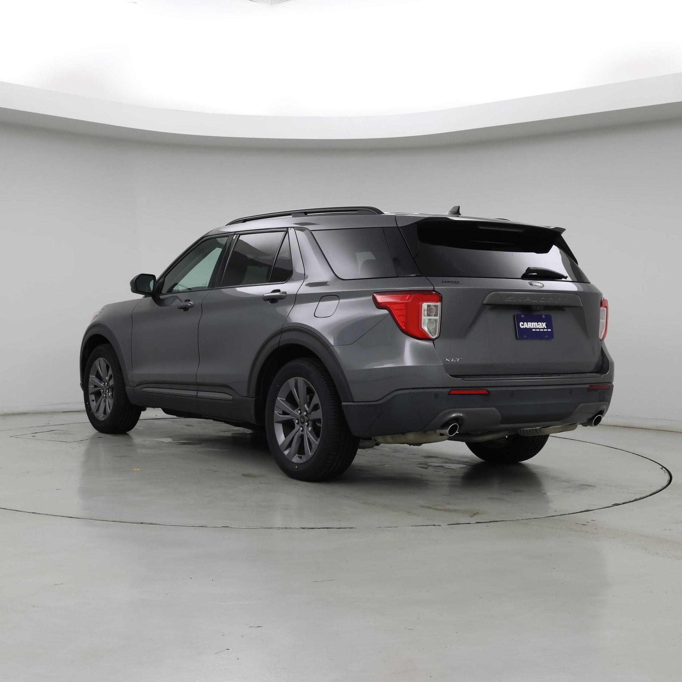 Thumbnail: 2022 Ford Explorer - 2