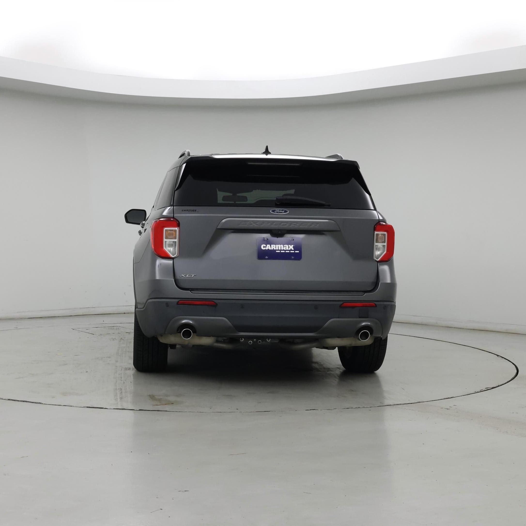 Thumbnail: 2022 Ford Explorer - 6