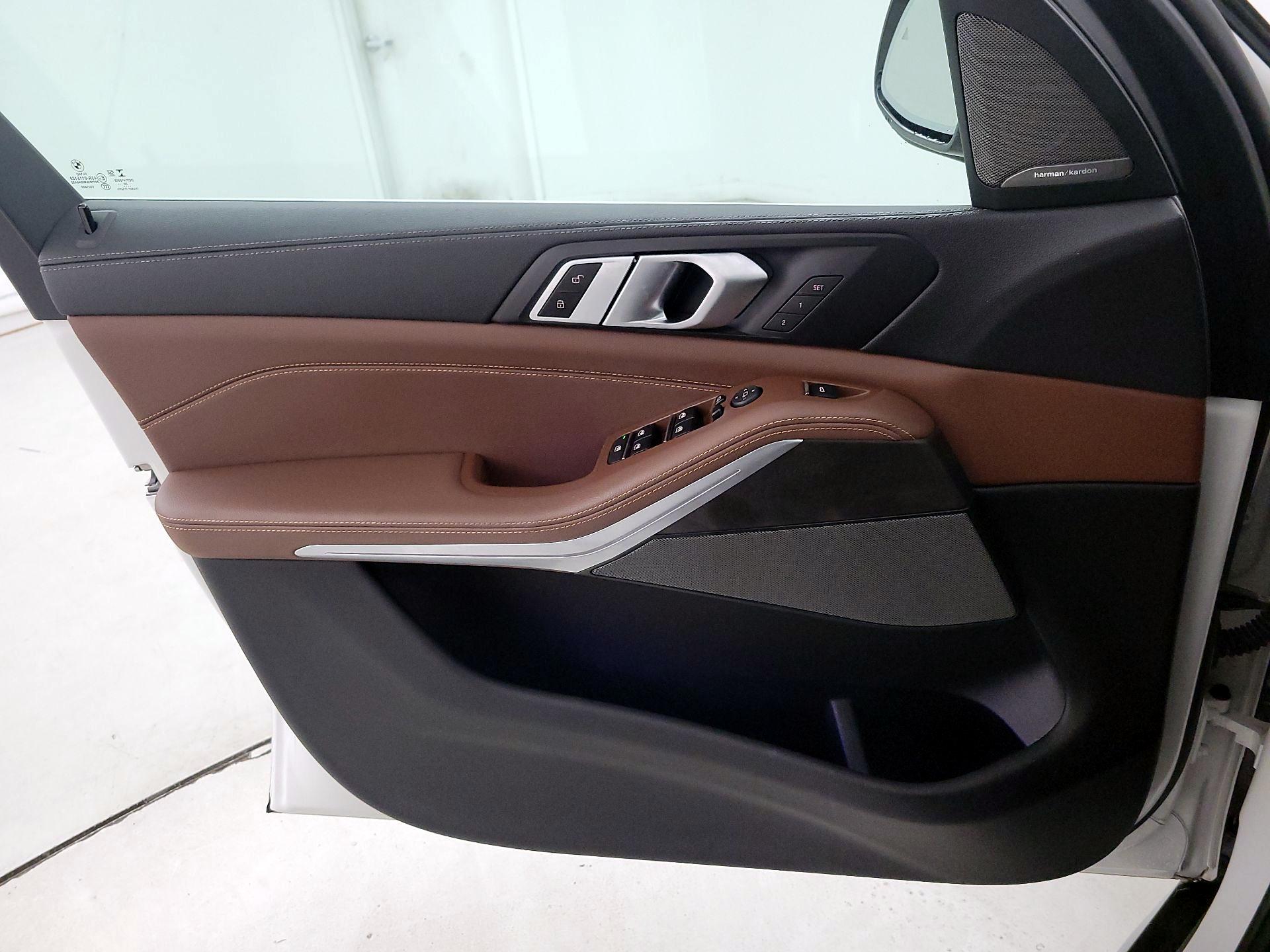 Thumbnail: 2021 BMW X5 - 12