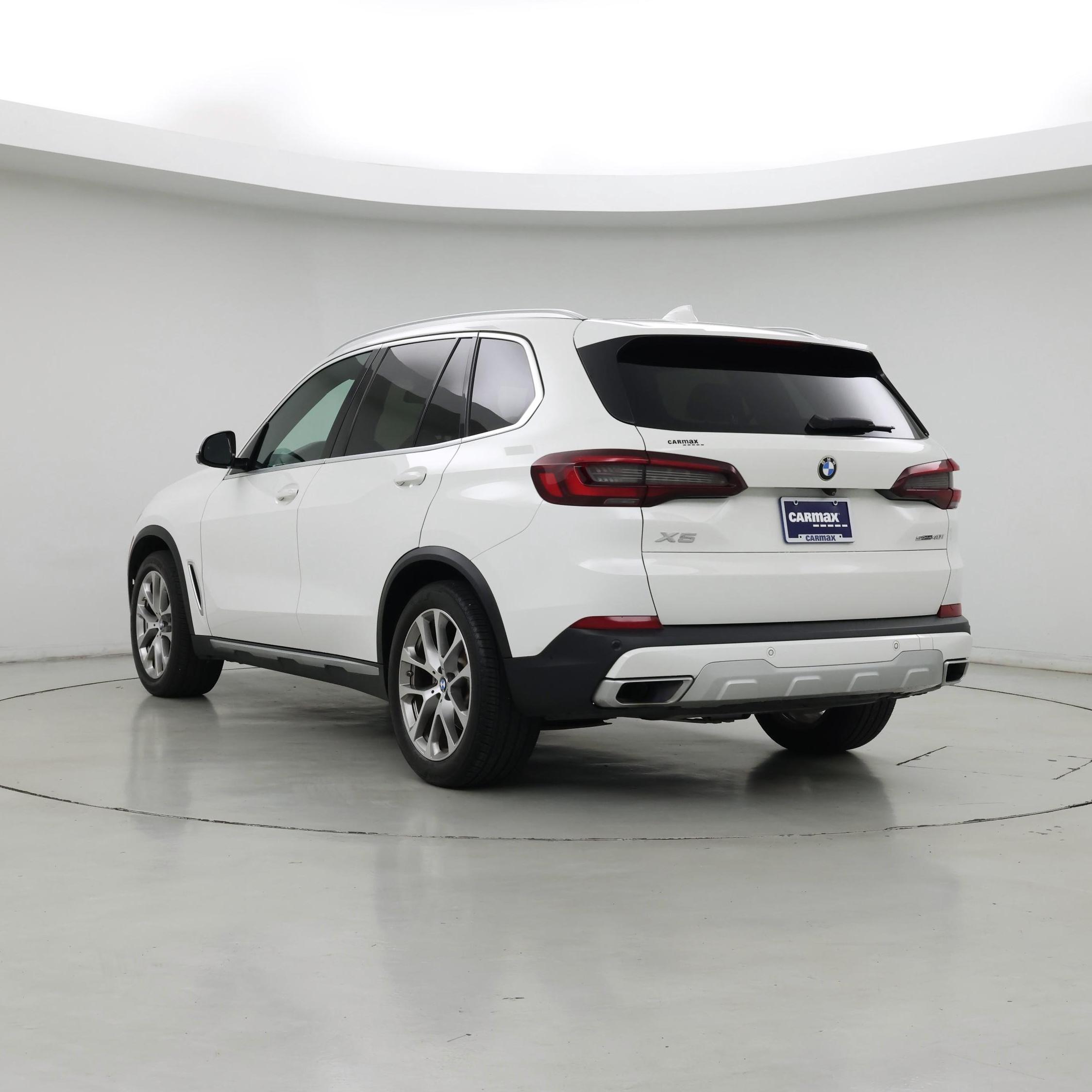 Thumbnail: 2021 BMW X5 - 2