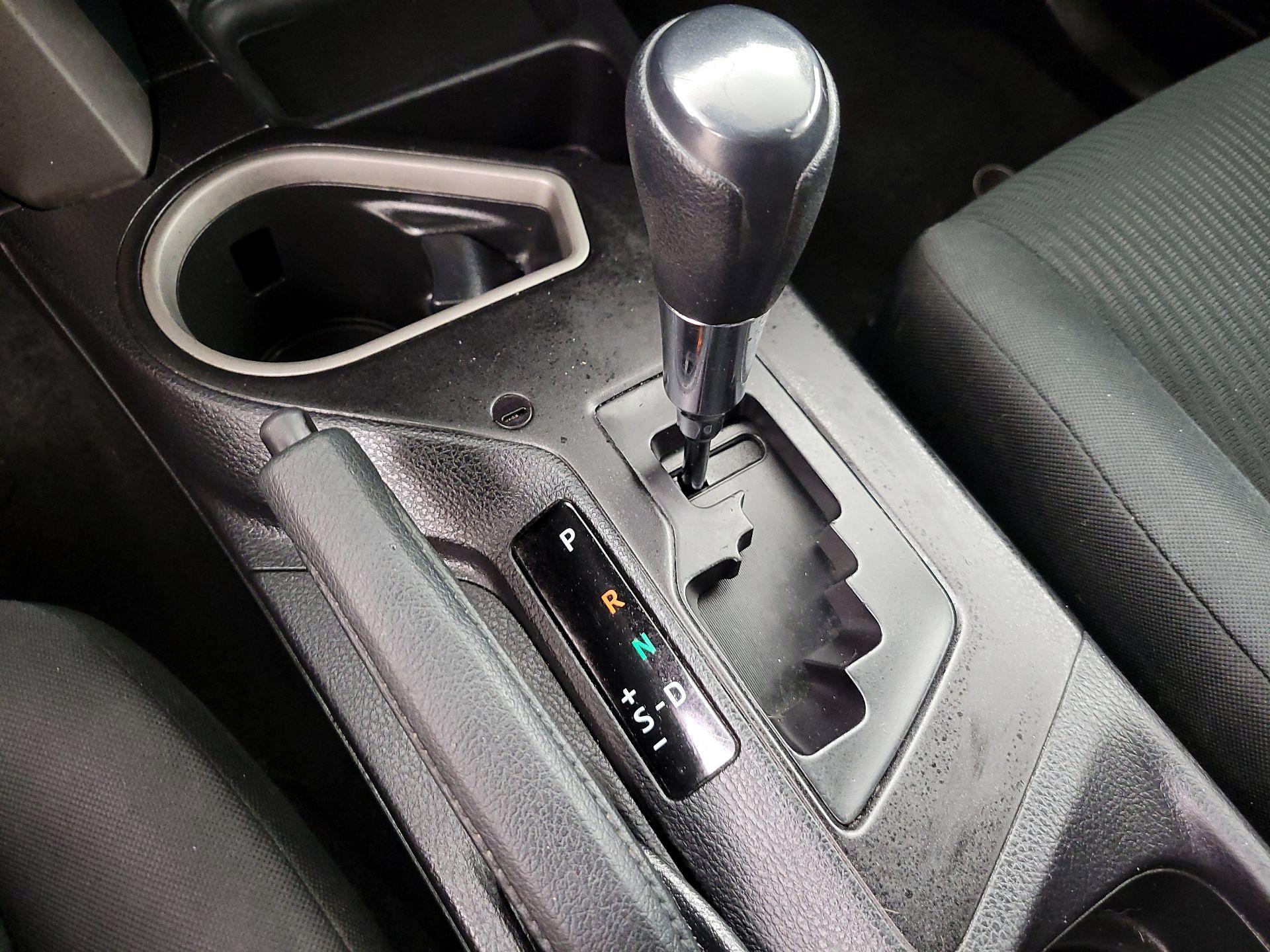 Thumbnail: 2017 Toyota RAV4 - 17