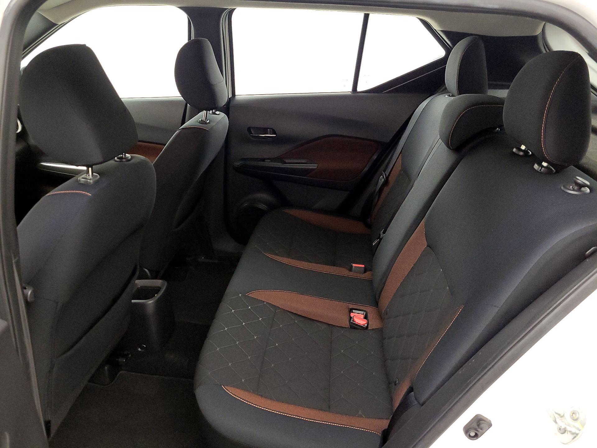 Thumbnail: 2018 Nissan Kicks - 19
