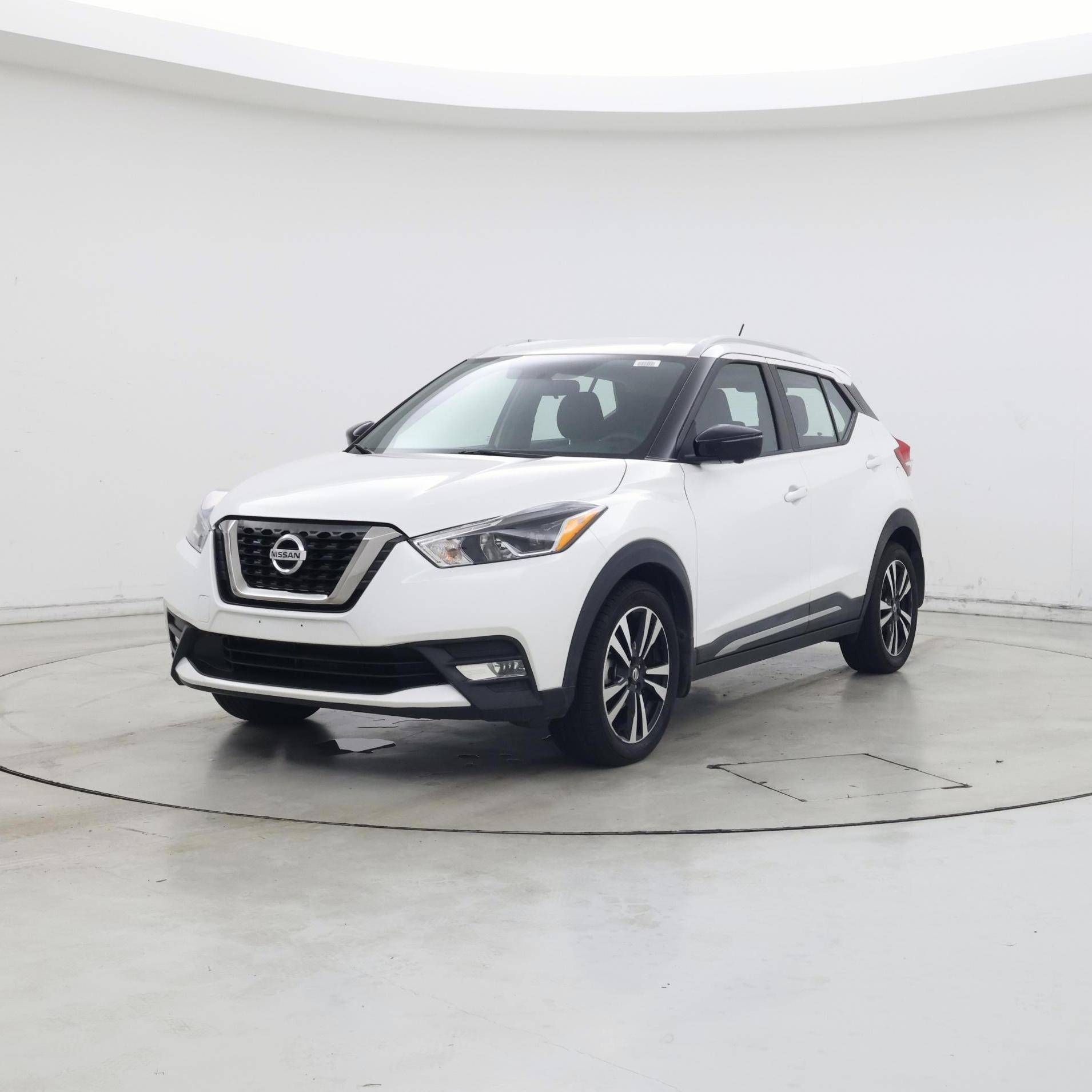 Thumbnail: 2018 Nissan Kicks - 4
