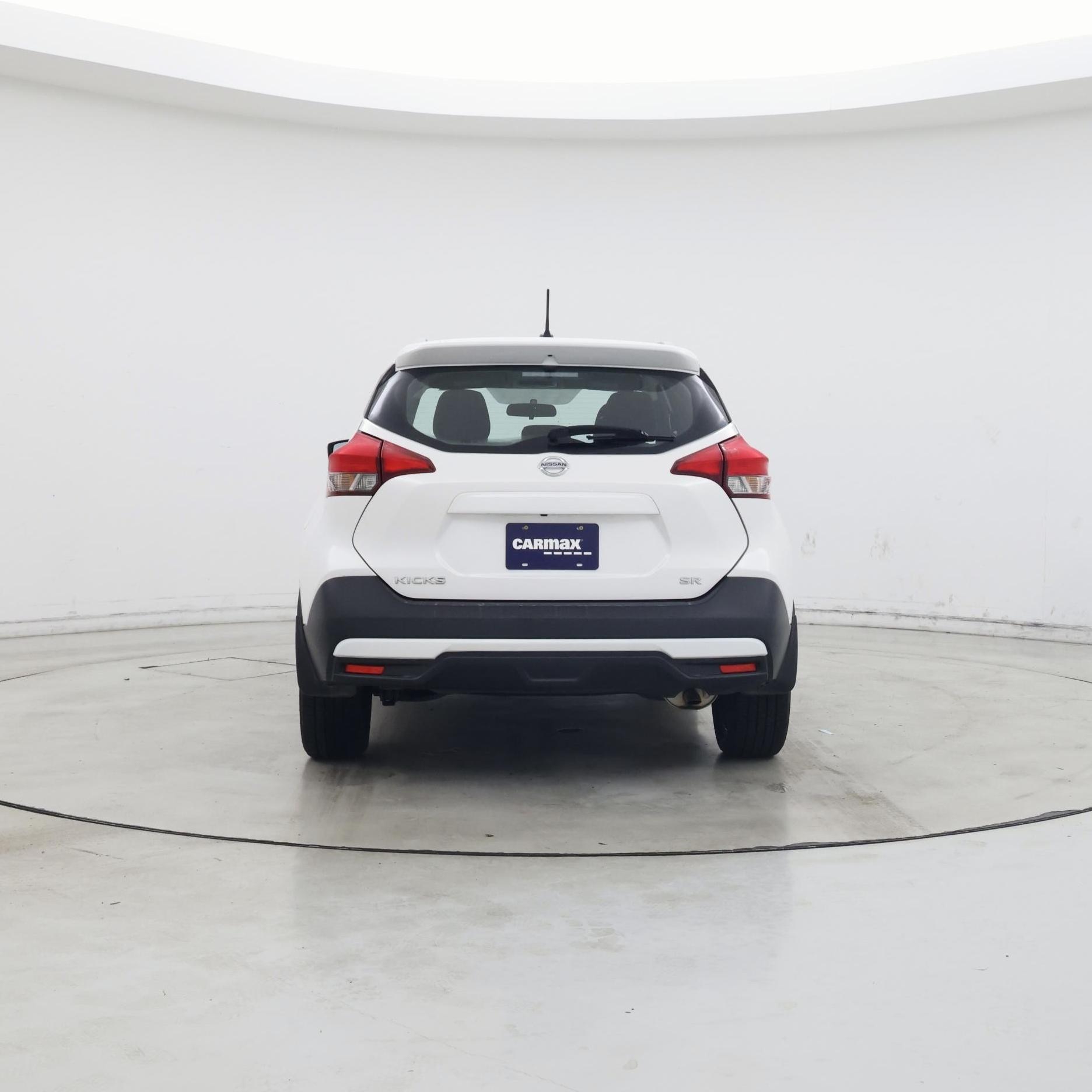 Thumbnail: 2018 Nissan Kicks - 6