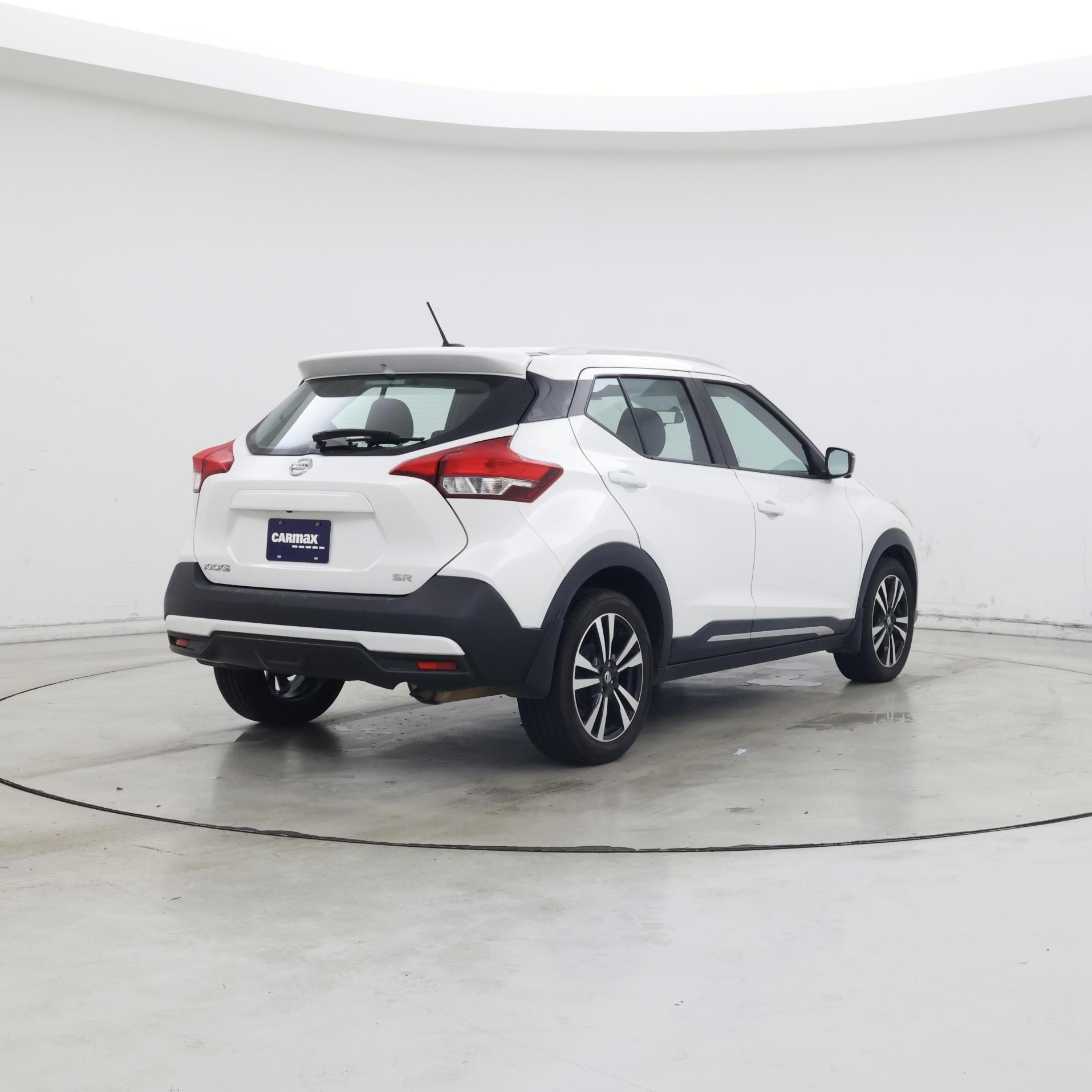 Thumbnail: 2018 Nissan Kicks - 8