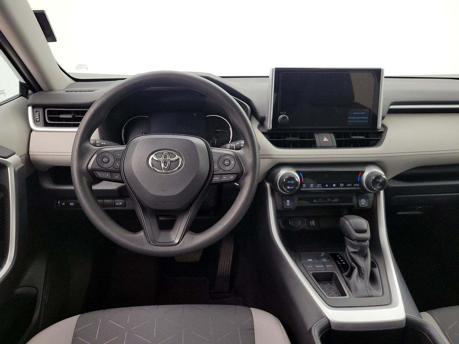 Thumbnail: 2024 Toyota RAV4 - 10