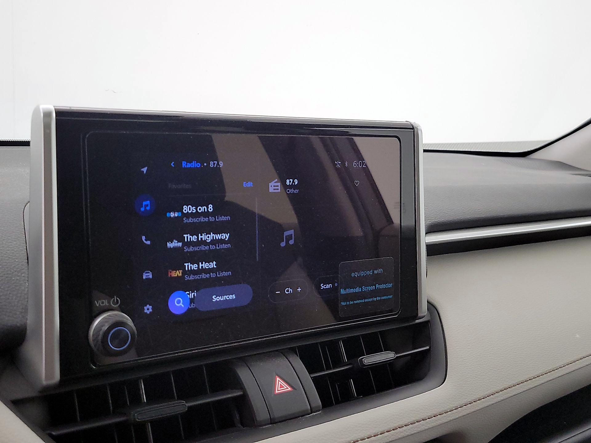 Thumbnail: 2024 Toyota RAV4 - 15