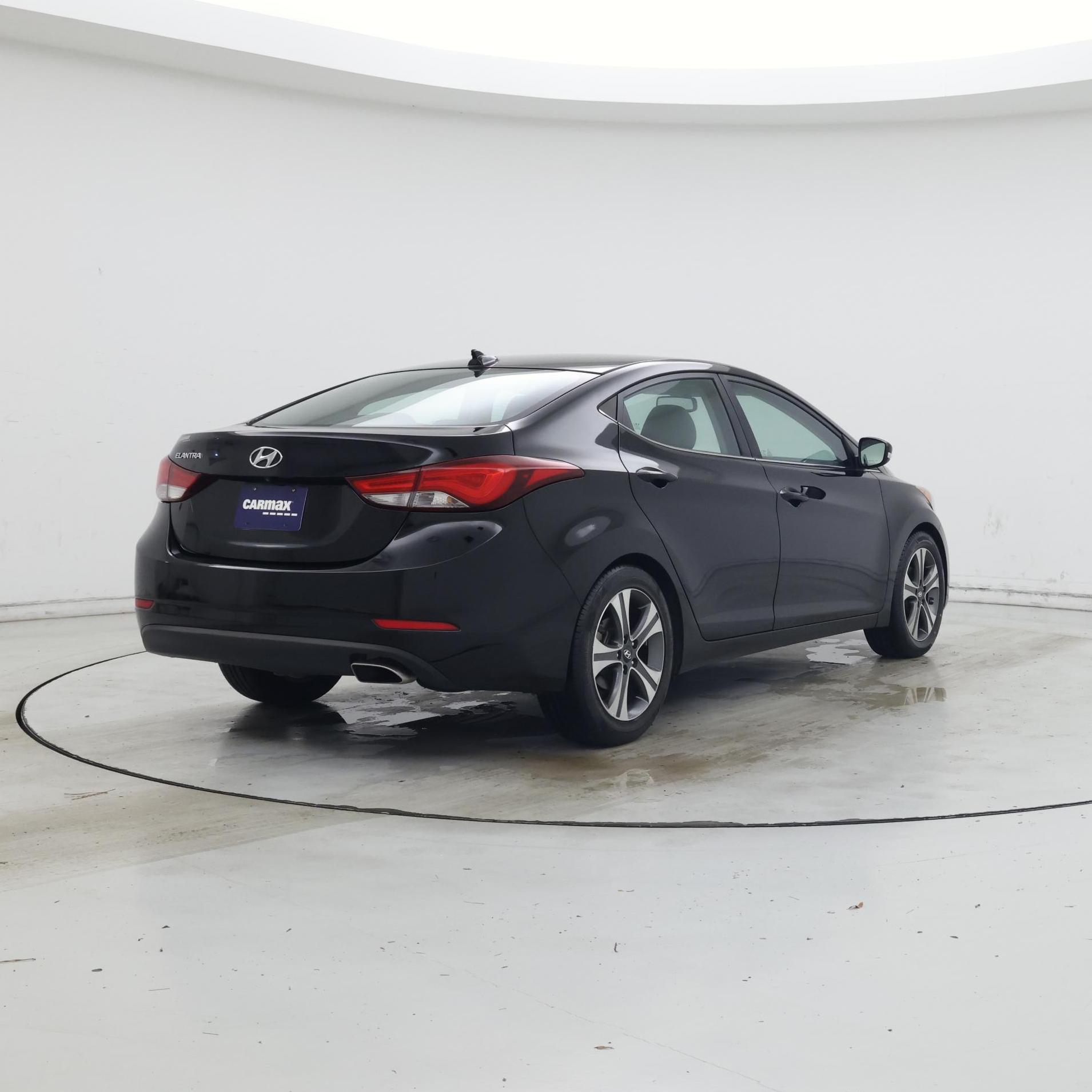 Thumbnail: 2015 Hyundai Elantra - 8