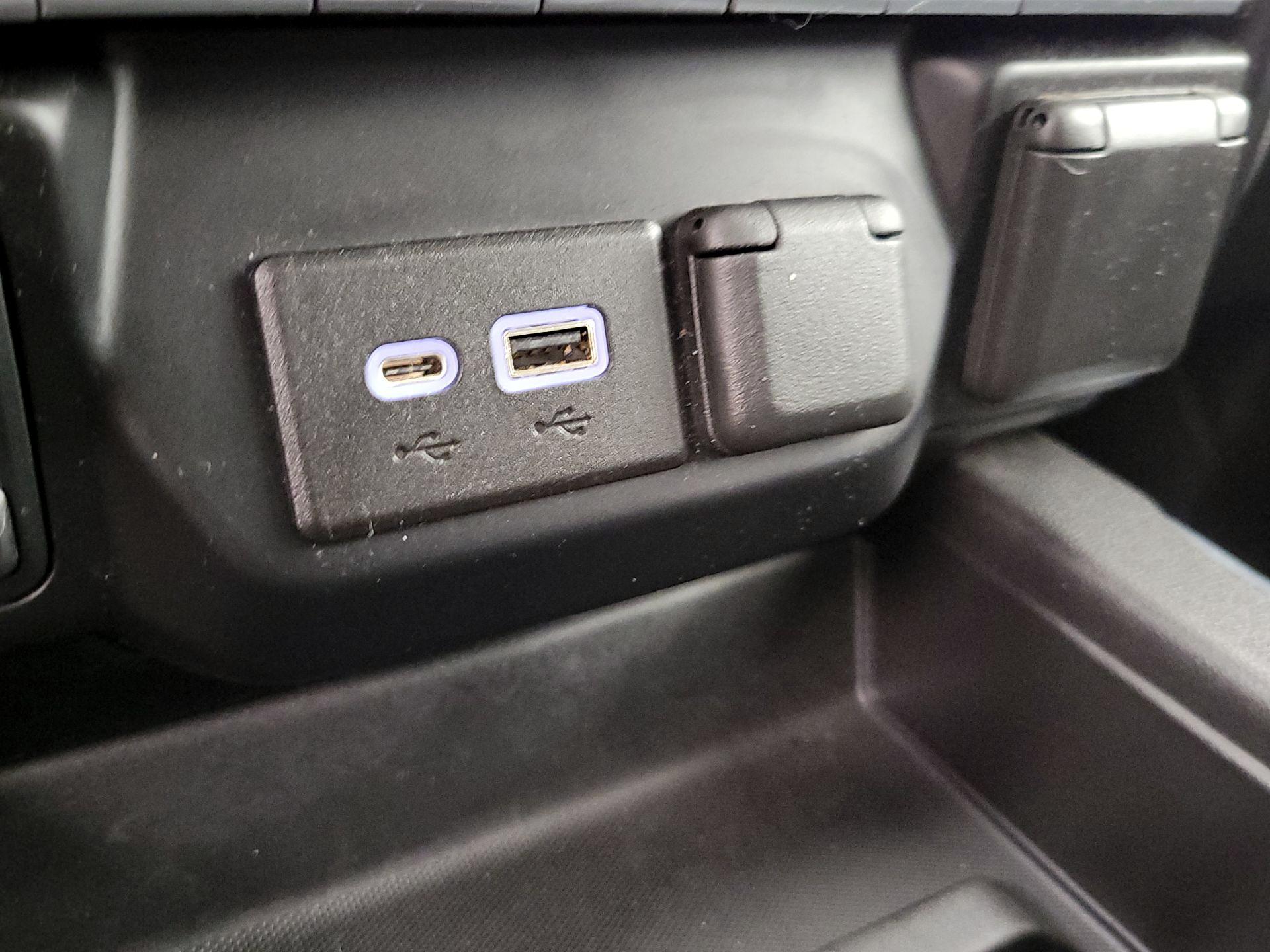 Thumbnail: 2021 Chevrolet Silverado 1500 - 18