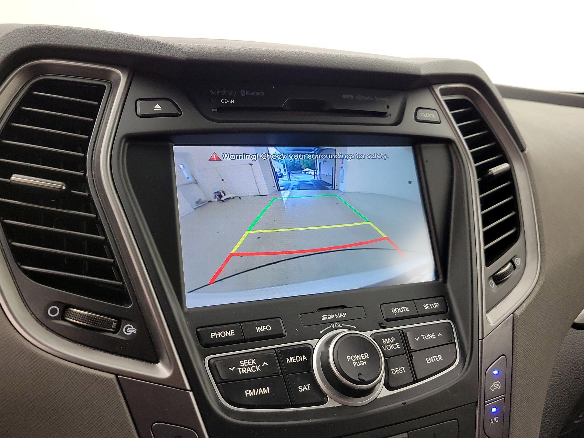 Thumbnail: 2014 Hyundai Santa Fe - 15