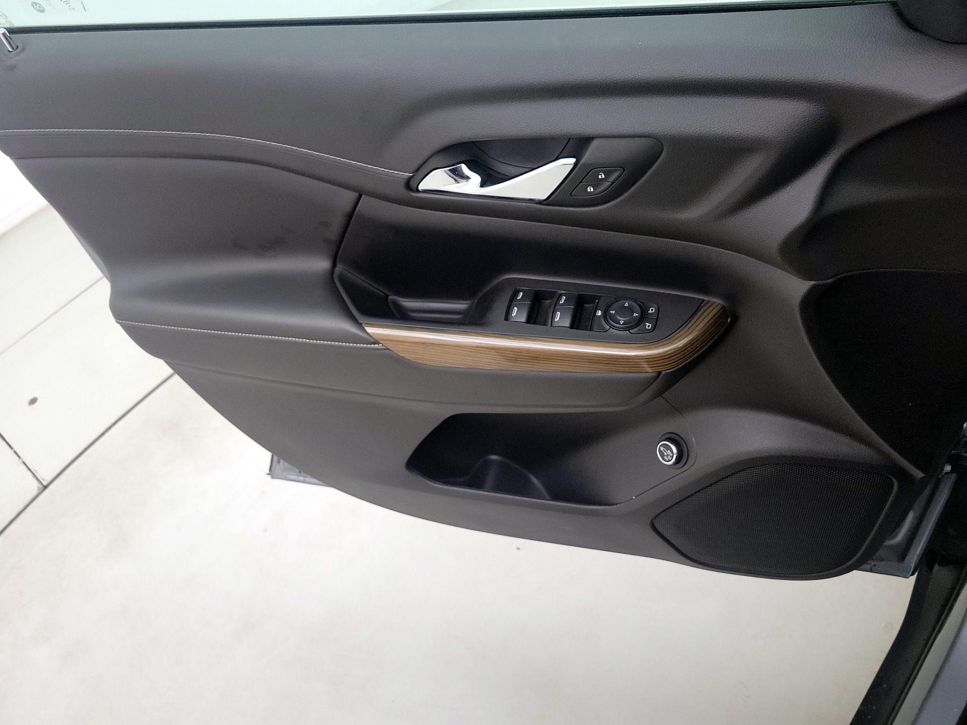 Thumbnail: 2023 GMC Acadia - 12