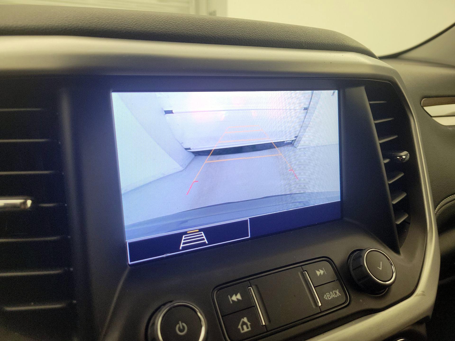 Thumbnail: 2023 GMC Acadia - 14