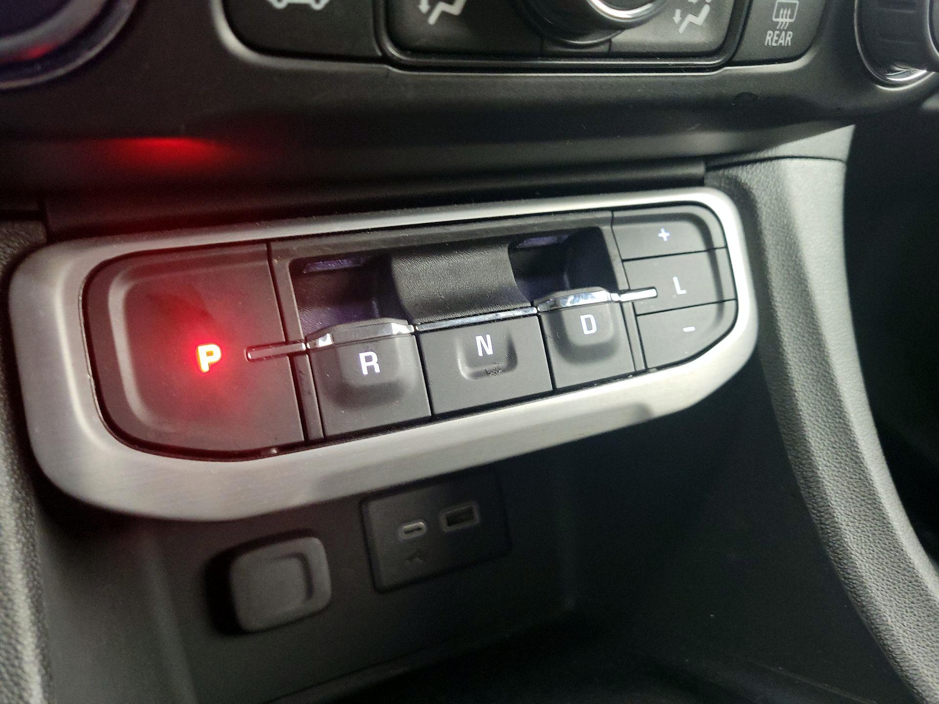 Thumbnail: 2023 GMC Acadia - 17