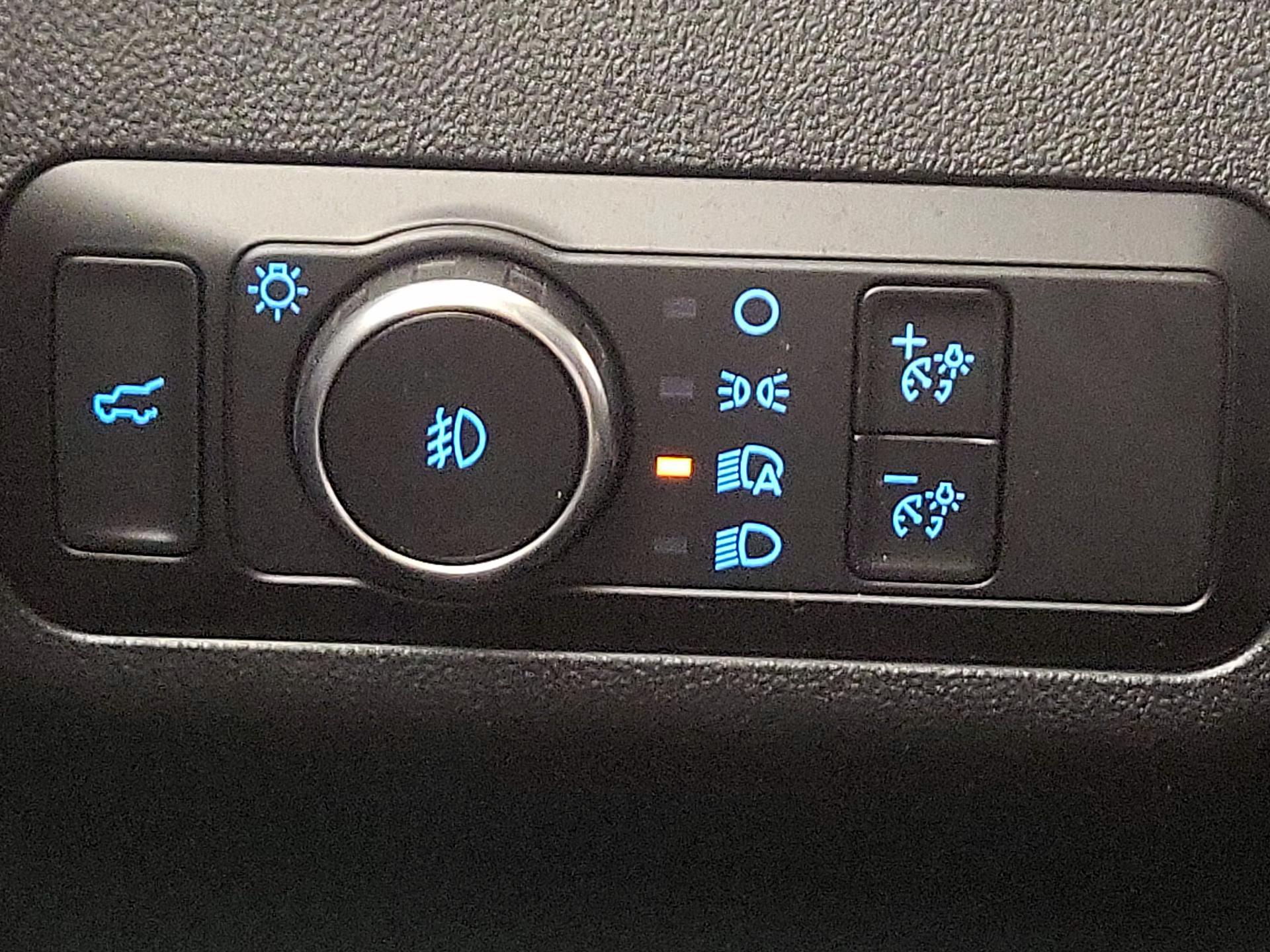 Thumbnail: 2022 Ford Bronco Sport - 13