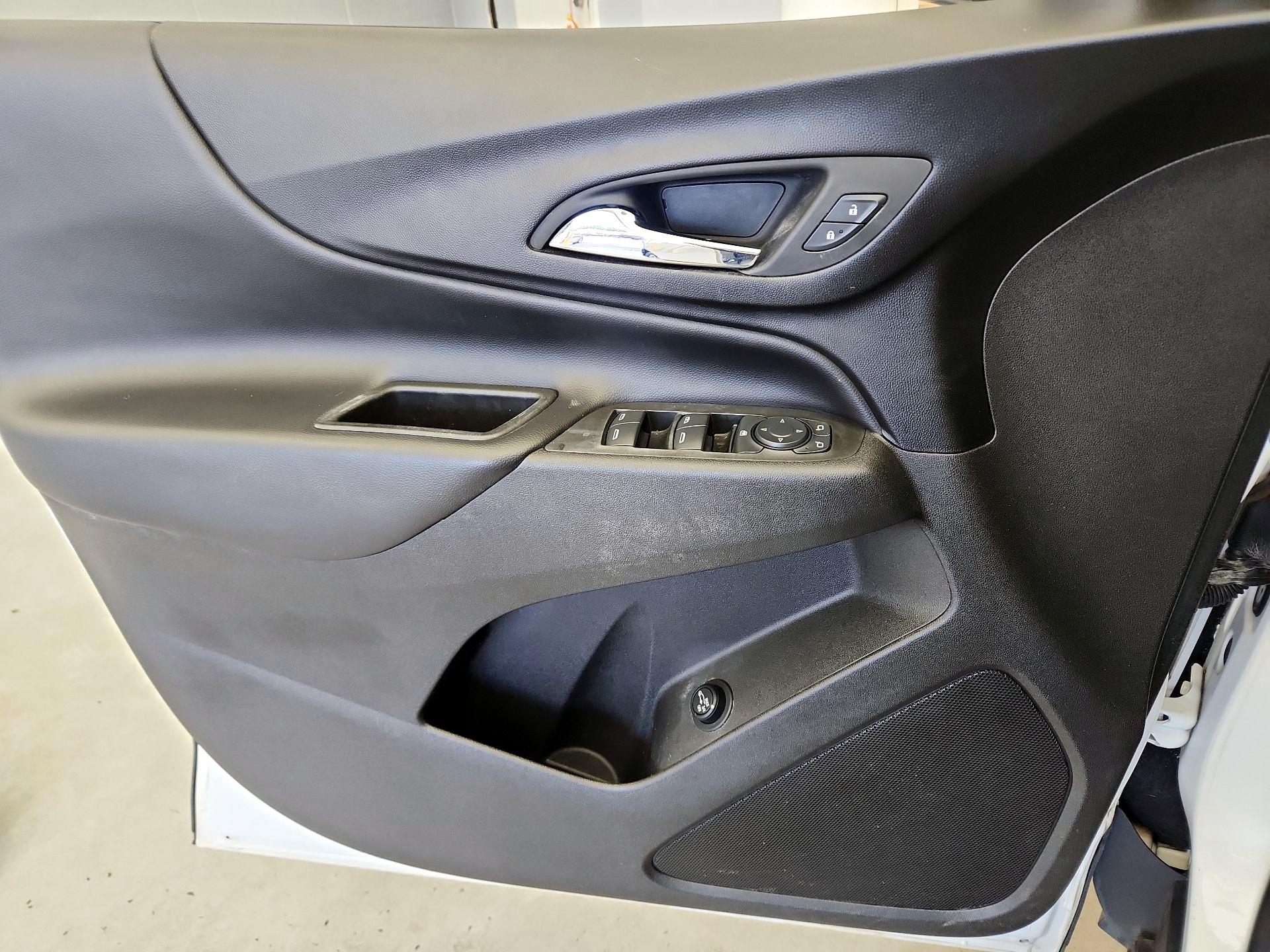 Thumbnail: 2020 Chevrolet Equinox - 12