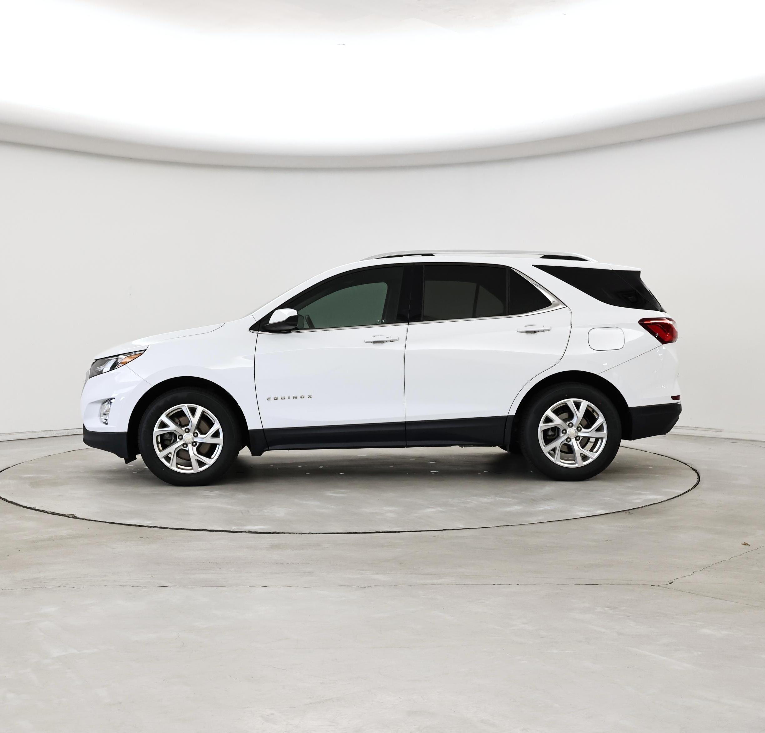 Thumbnail: 2020 Chevrolet Equinox - 3