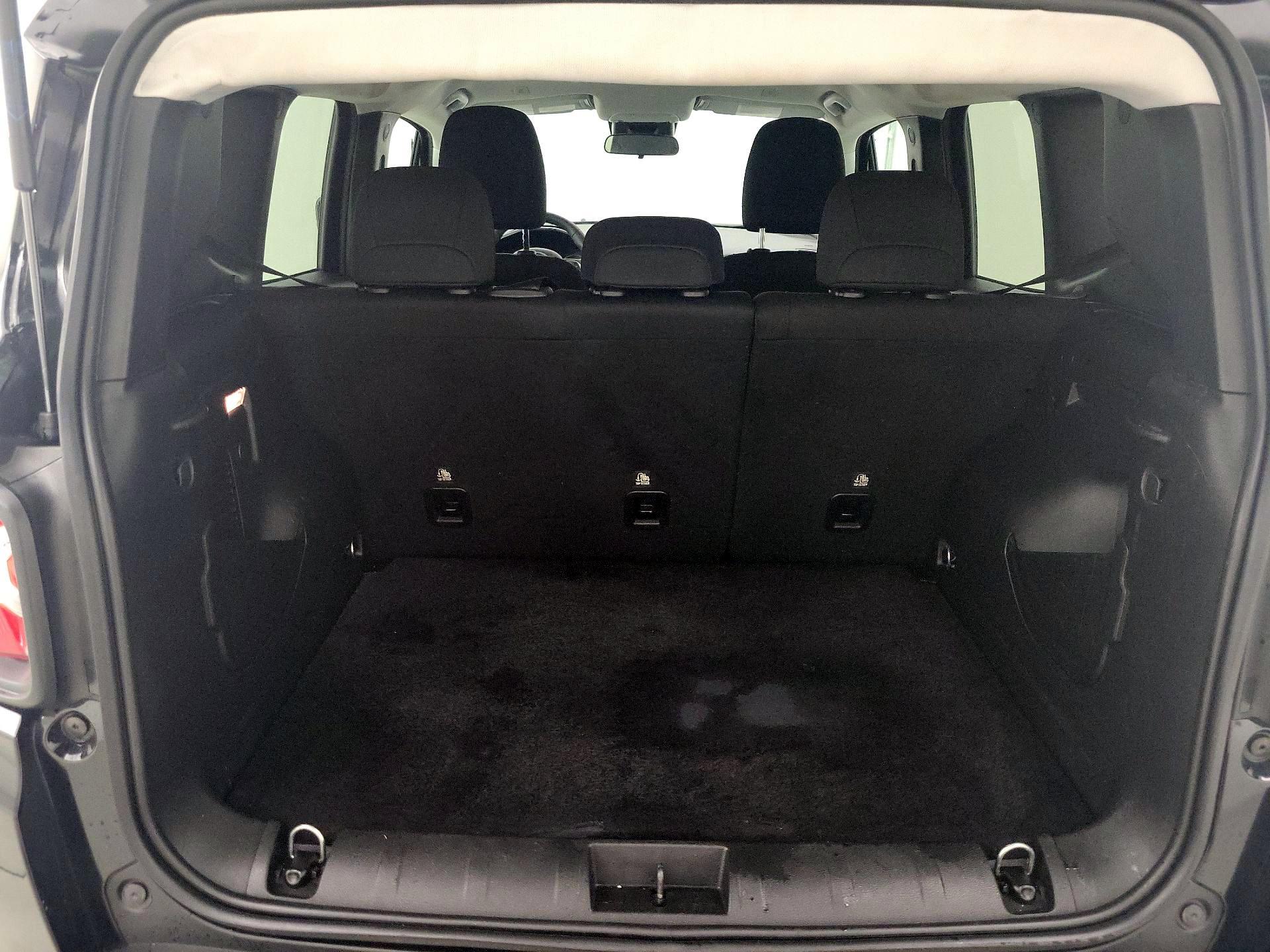 Thumbnail: 2022 Jeep Renegade - 20