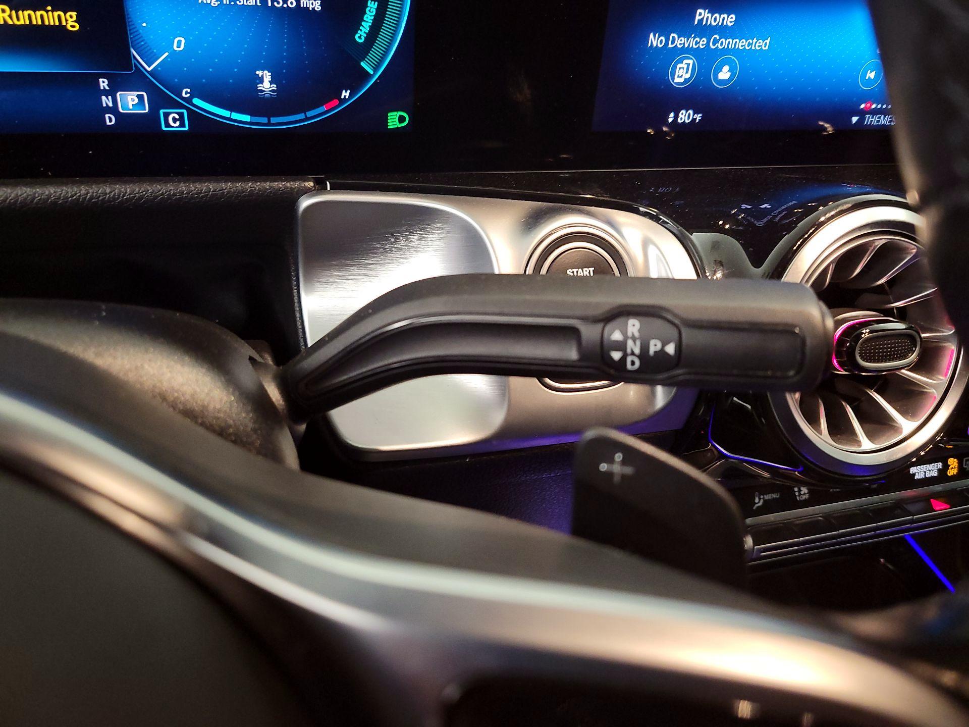 Thumbnail: 2022 Mercedes-Benz GLB - 17