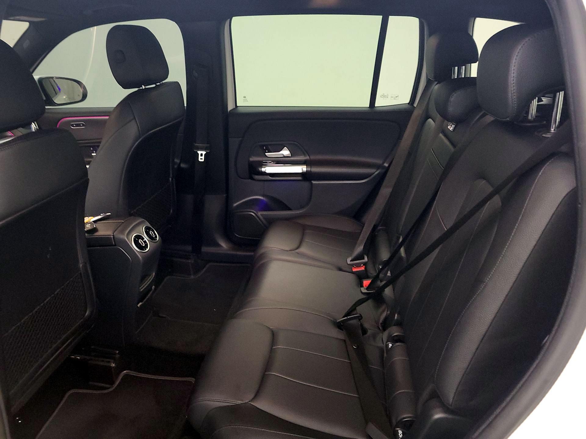 Thumbnail: 2022 Mercedes-Benz GLB - 20