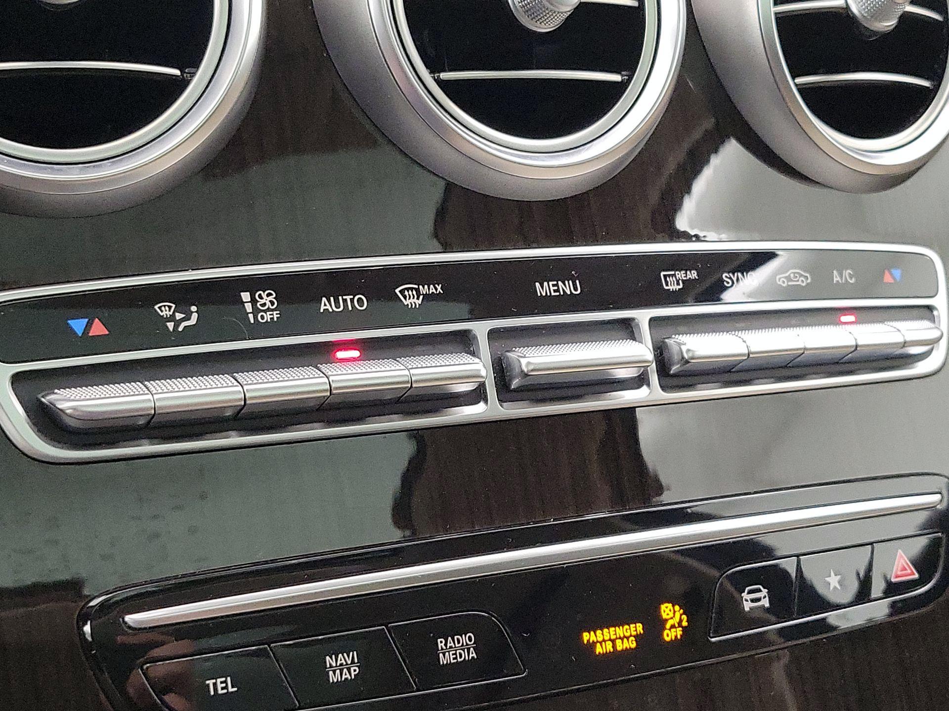 Thumbnail: 2021 Mercedes-Benz GLC - 16