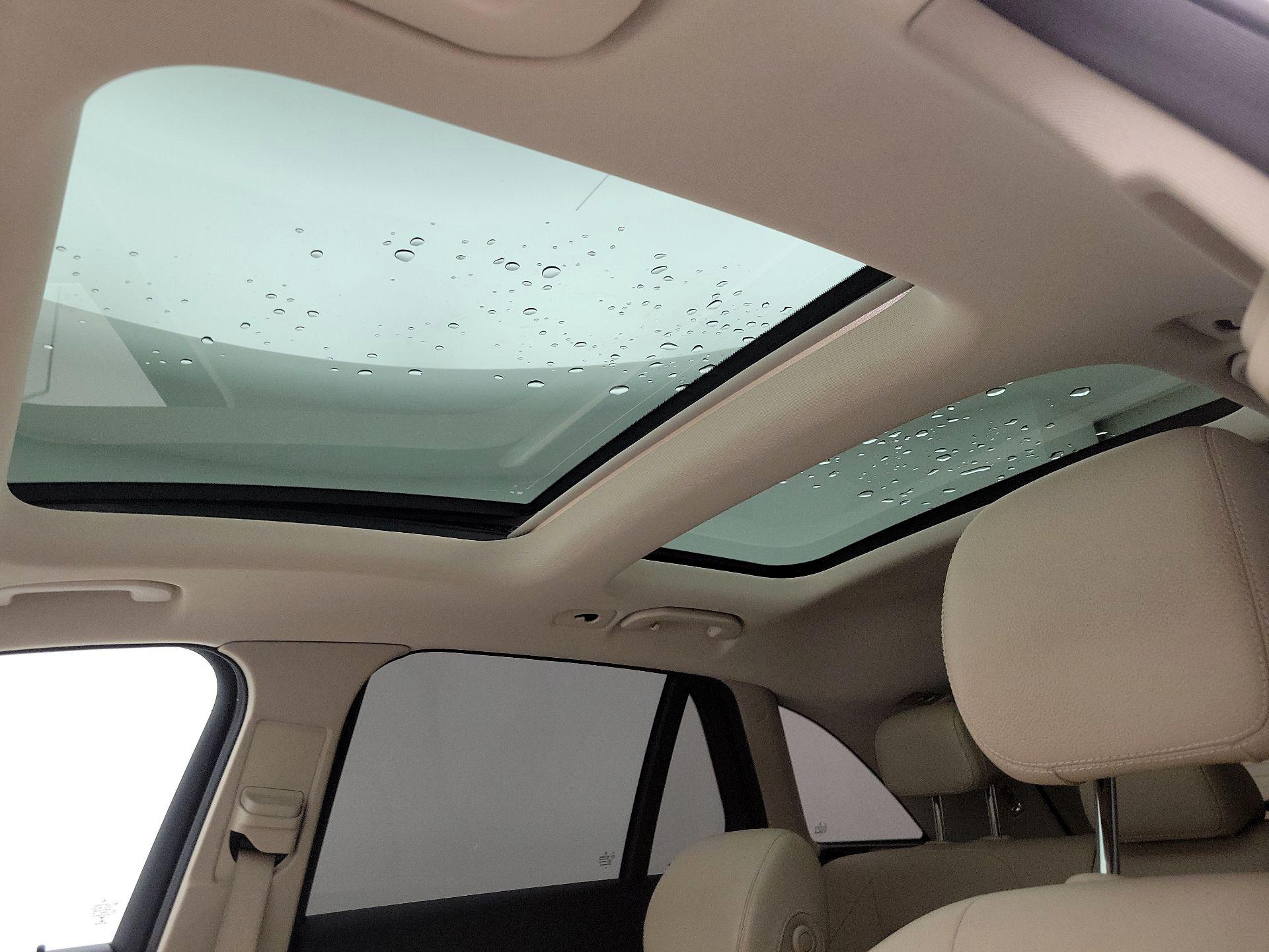 Thumbnail: 2021 Mercedes-Benz GLC - 18