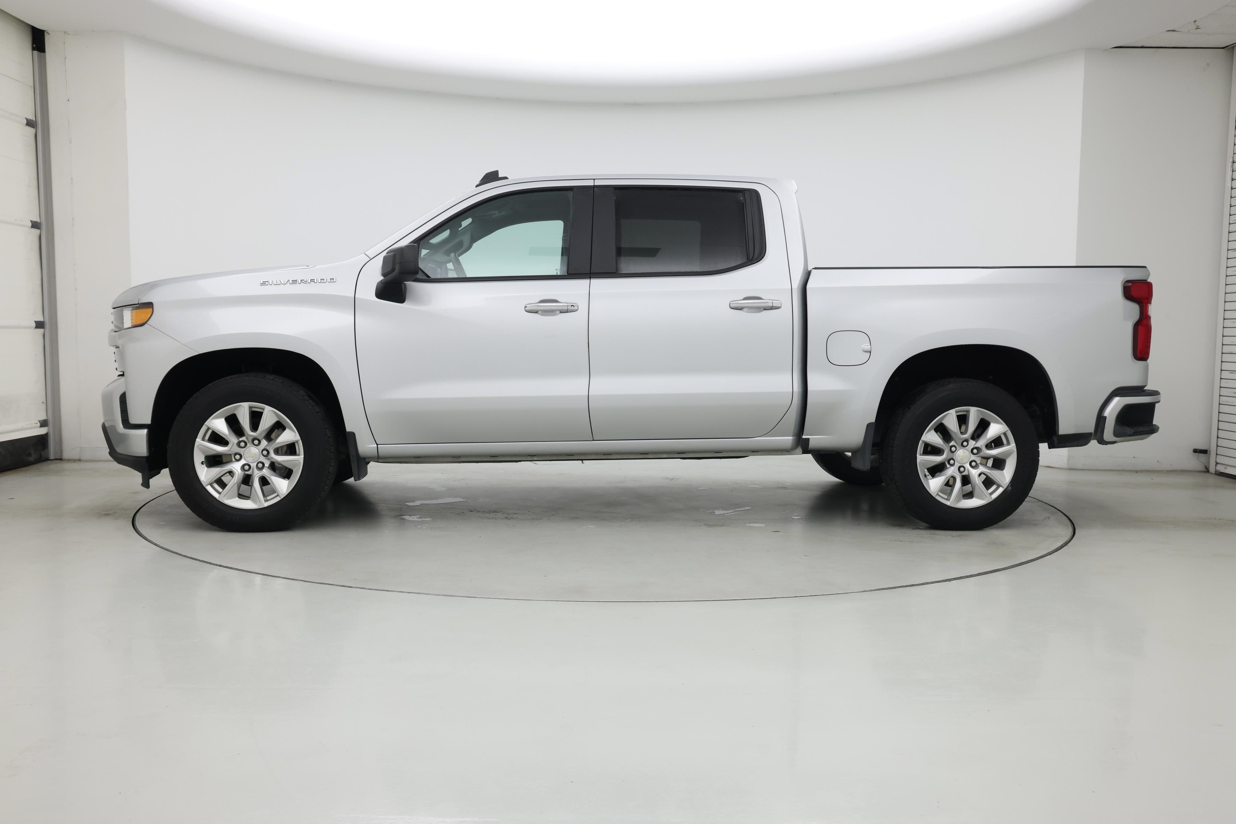 Thumbnail: 2021 Chevrolet Silverado 1500 - 3