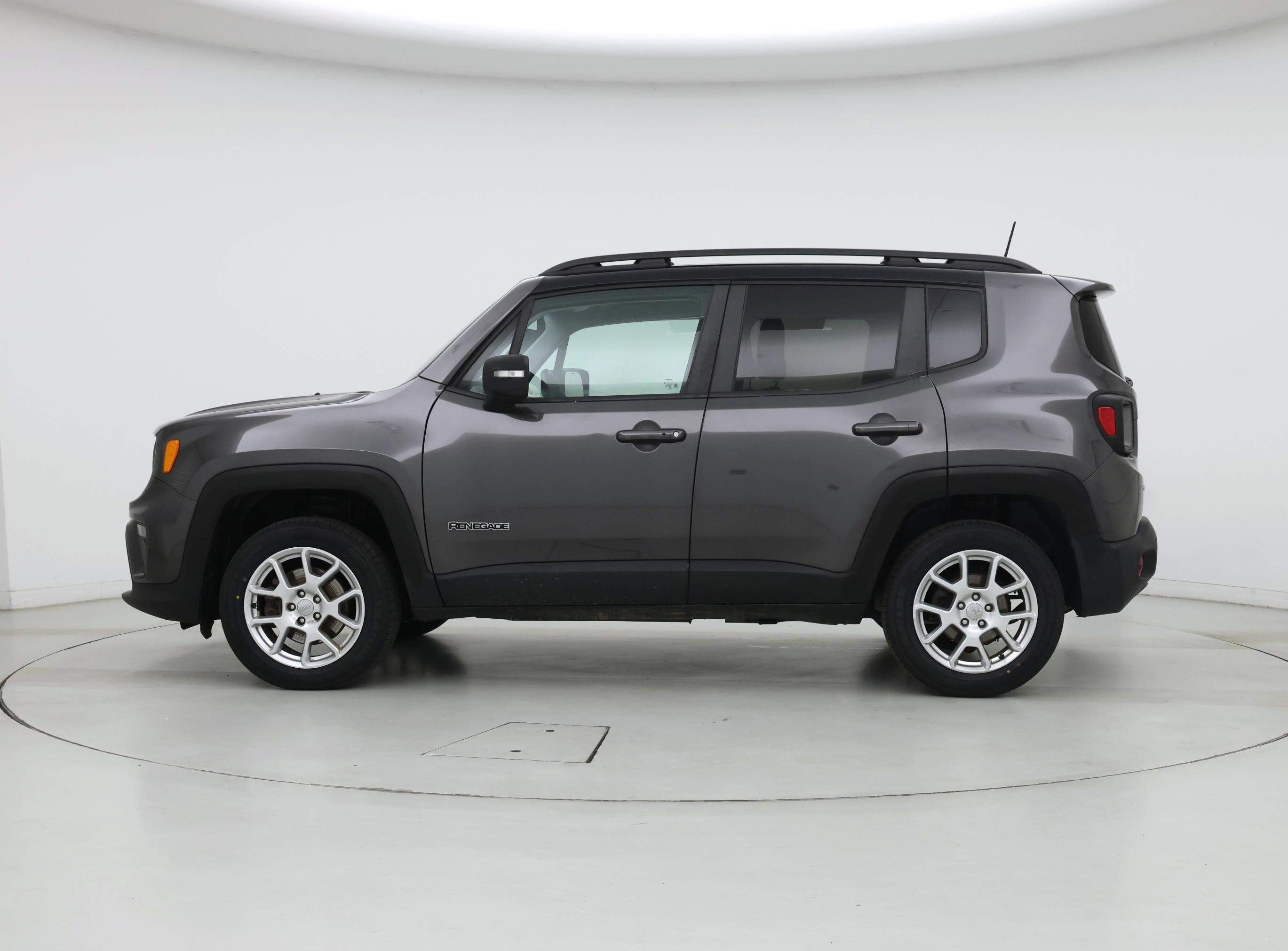 Thumbnail: 2021 Jeep Renegade - 3