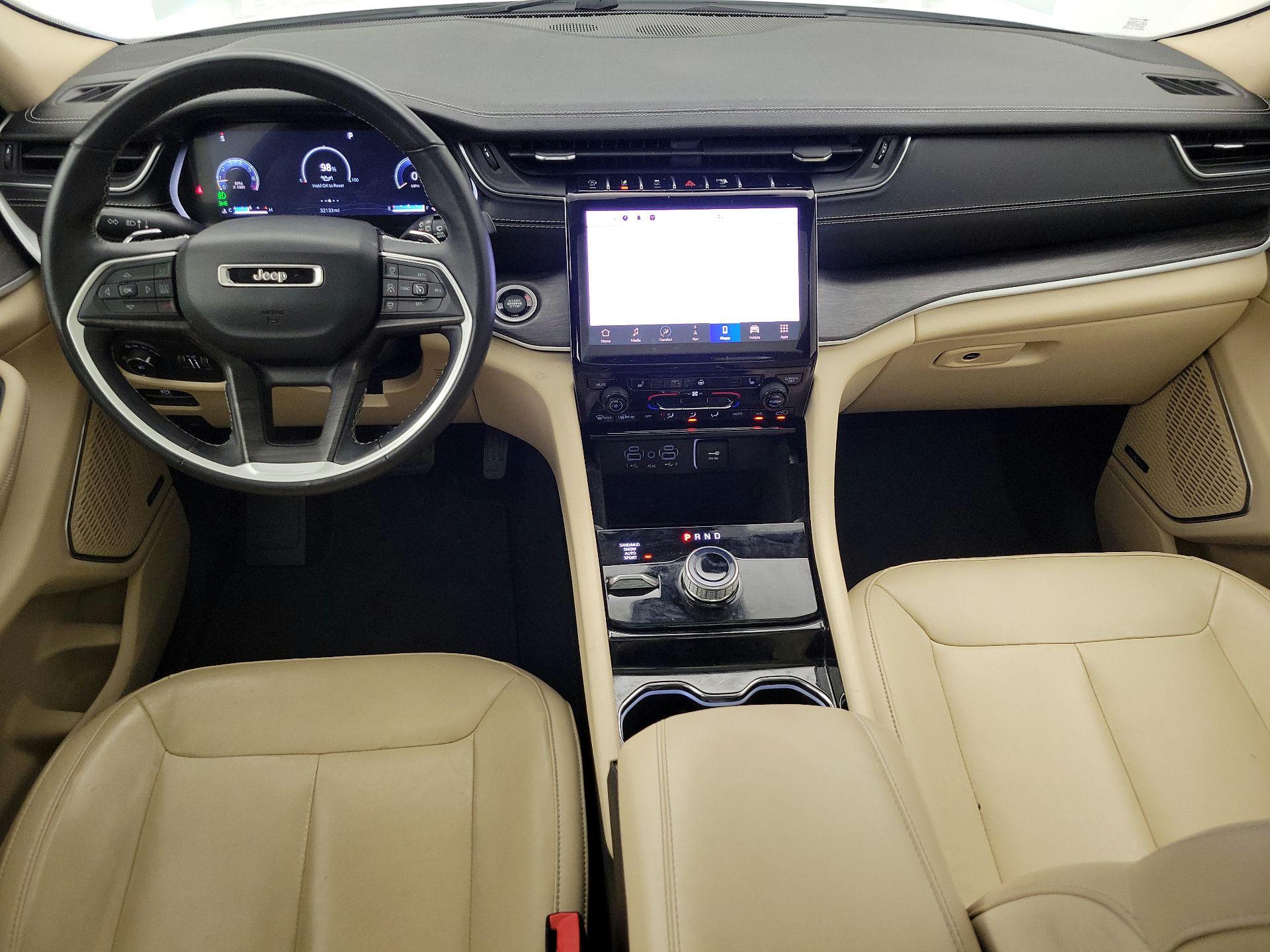 Thumbnail: 2022 Jeep Grand Cherokee - 9