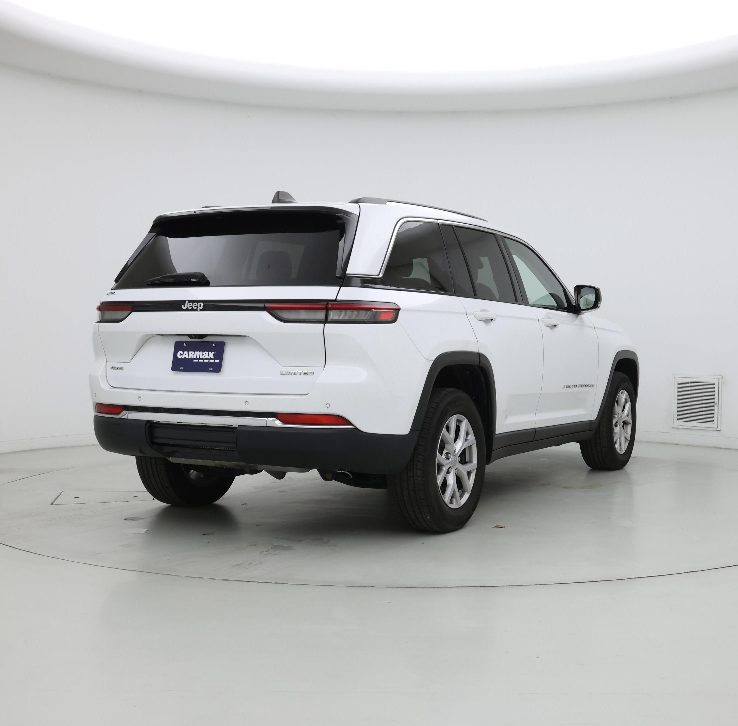 Thumbnail: 2022 Jeep Grand Cherokee - 8